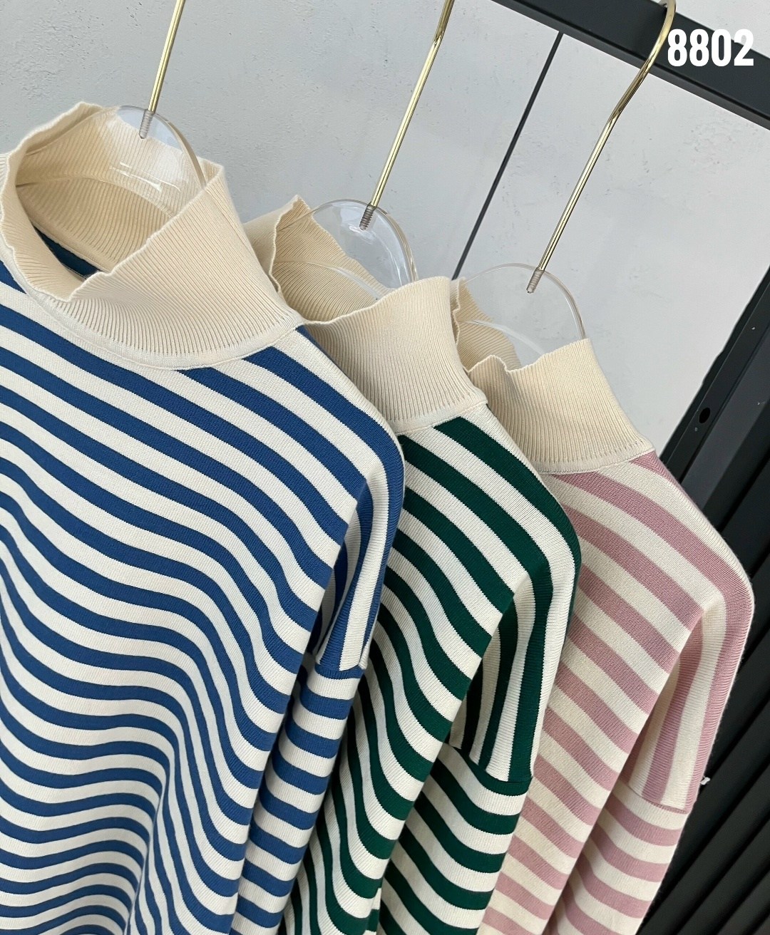 свитер в полоску,женская кофта,джемпер полоска,свитера женские,свитер