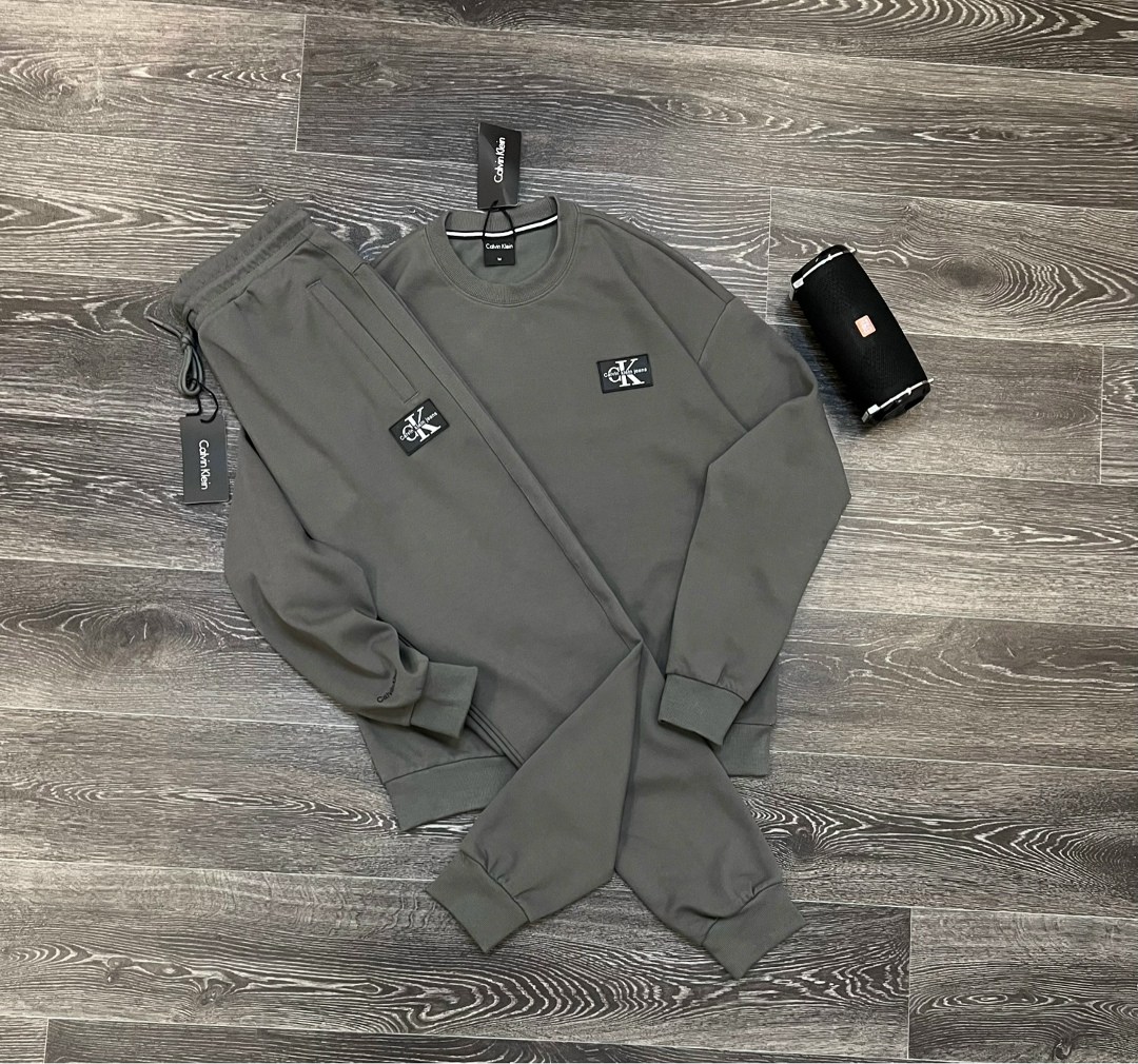 спортивный костюм stone island,спортивный костюм для мужчин,спортивные костюм,мужские спортивные костюмы,мужской спортивный костюм на флисе