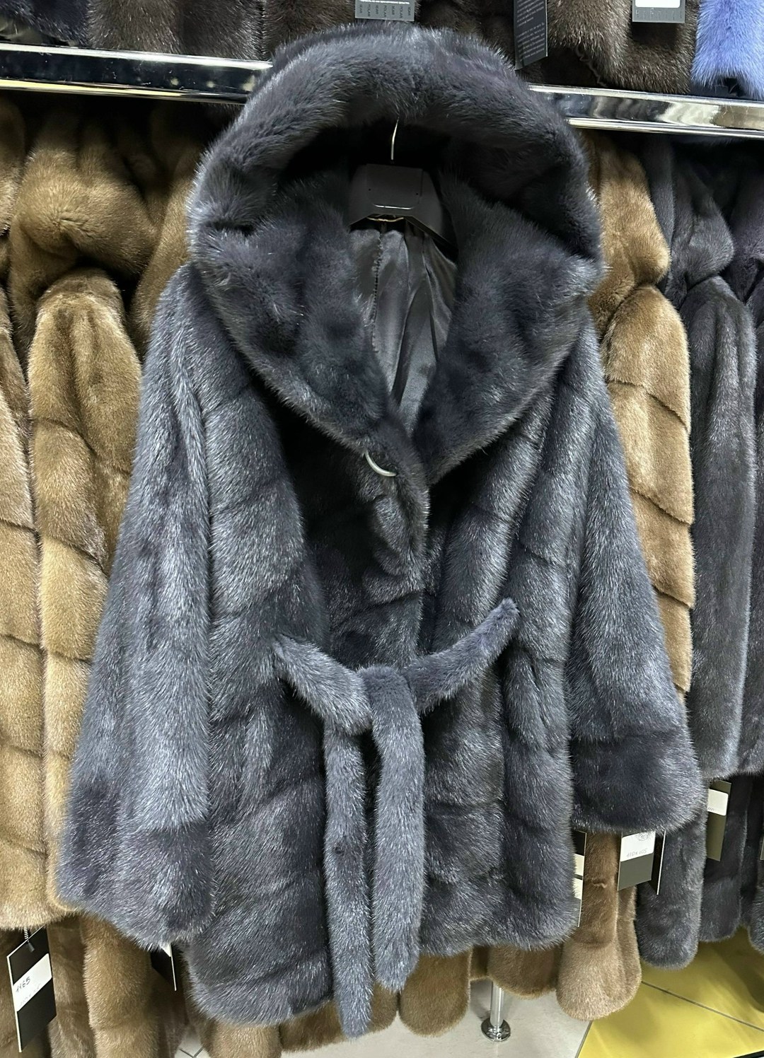 шуба норковая,норковая шуба с капюшоном,шуба из норки,шуба норка,шуба норковая женская