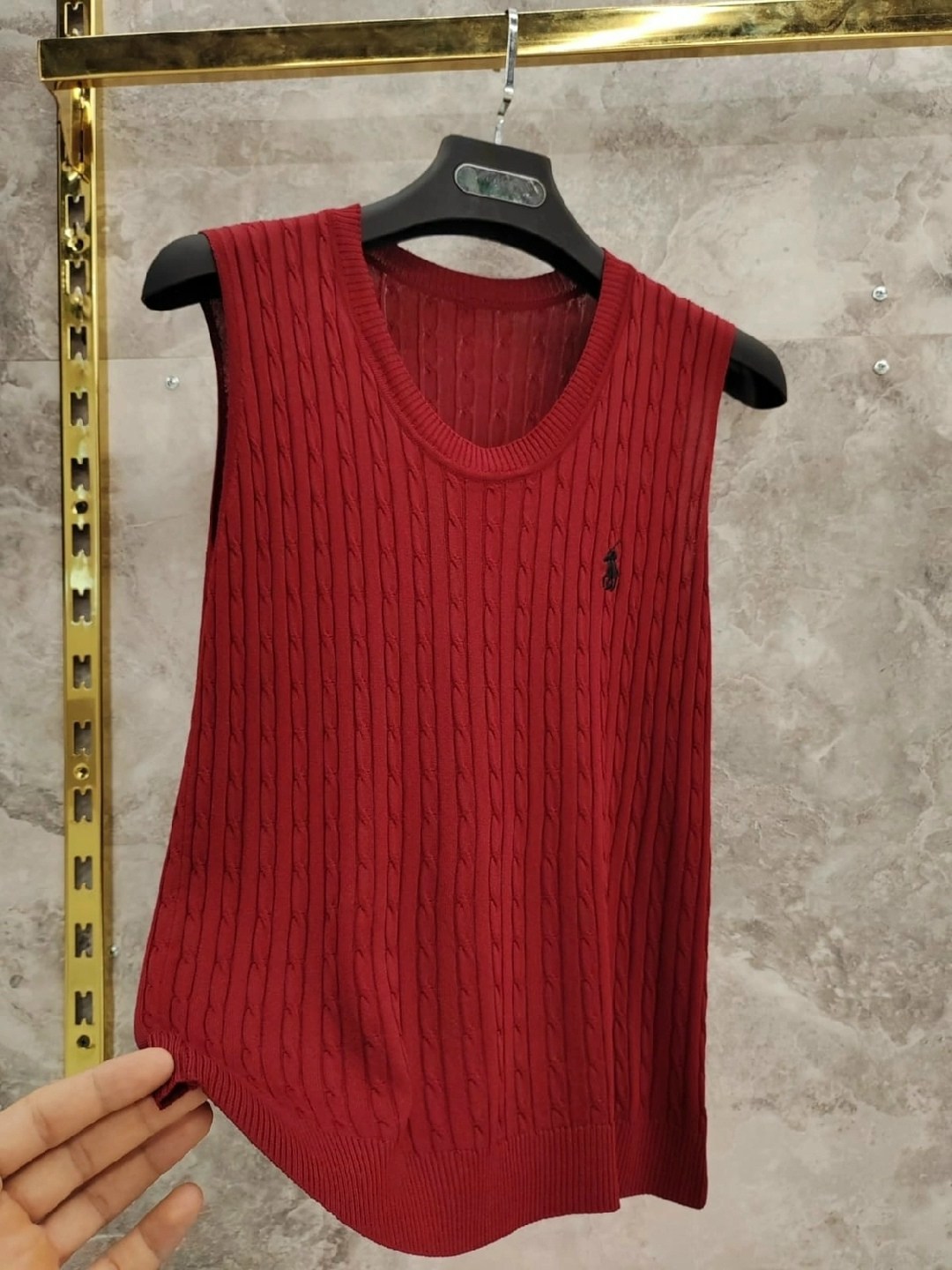 вязаные жилеты,жилетка вязаная,безрукавка жилет,мужской вязаный жилет,жилет