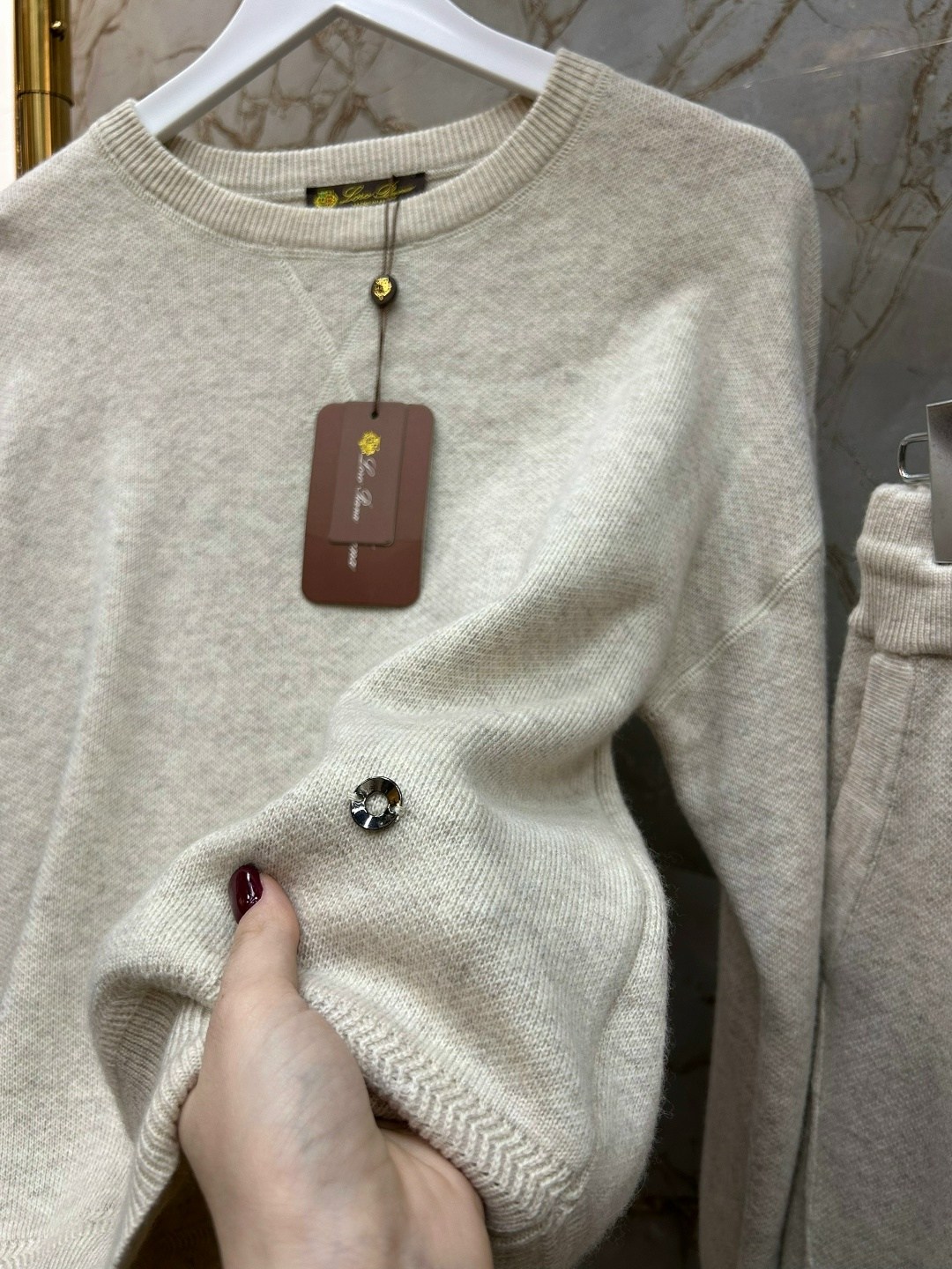 костюм brunello cucinelli,спортивный костюм brunello cucinelli,кашемировый костюм brunello cucinelli,спортивный костюм loro piana,кашемировый костюм