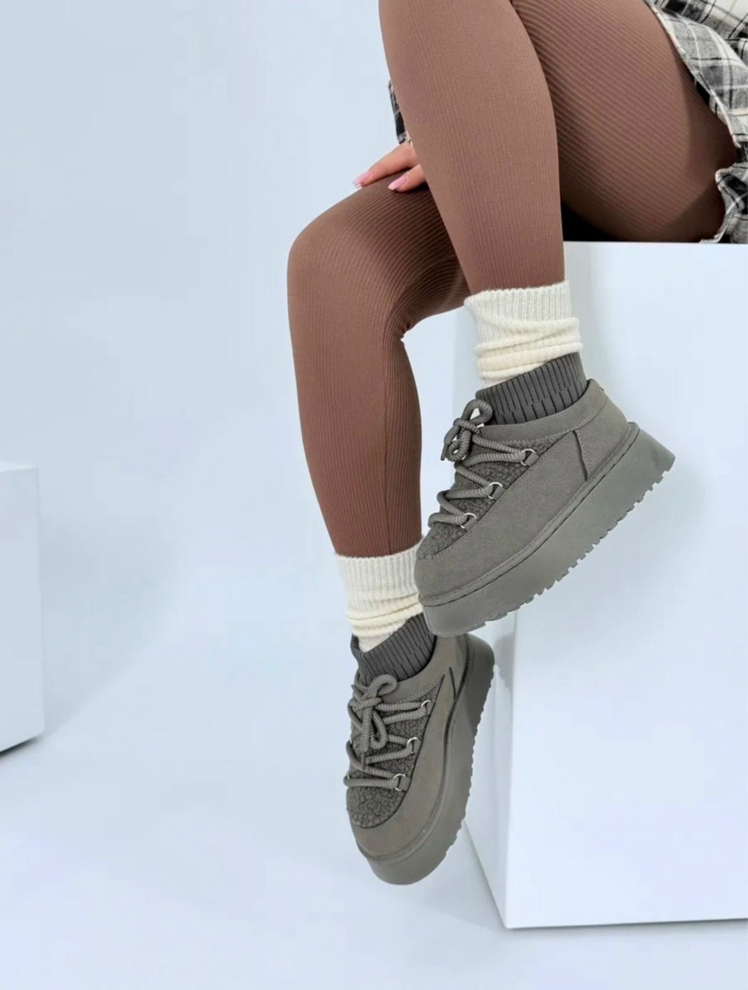 ,модные угги,угги женские,зимние угги на платформе,зимняя