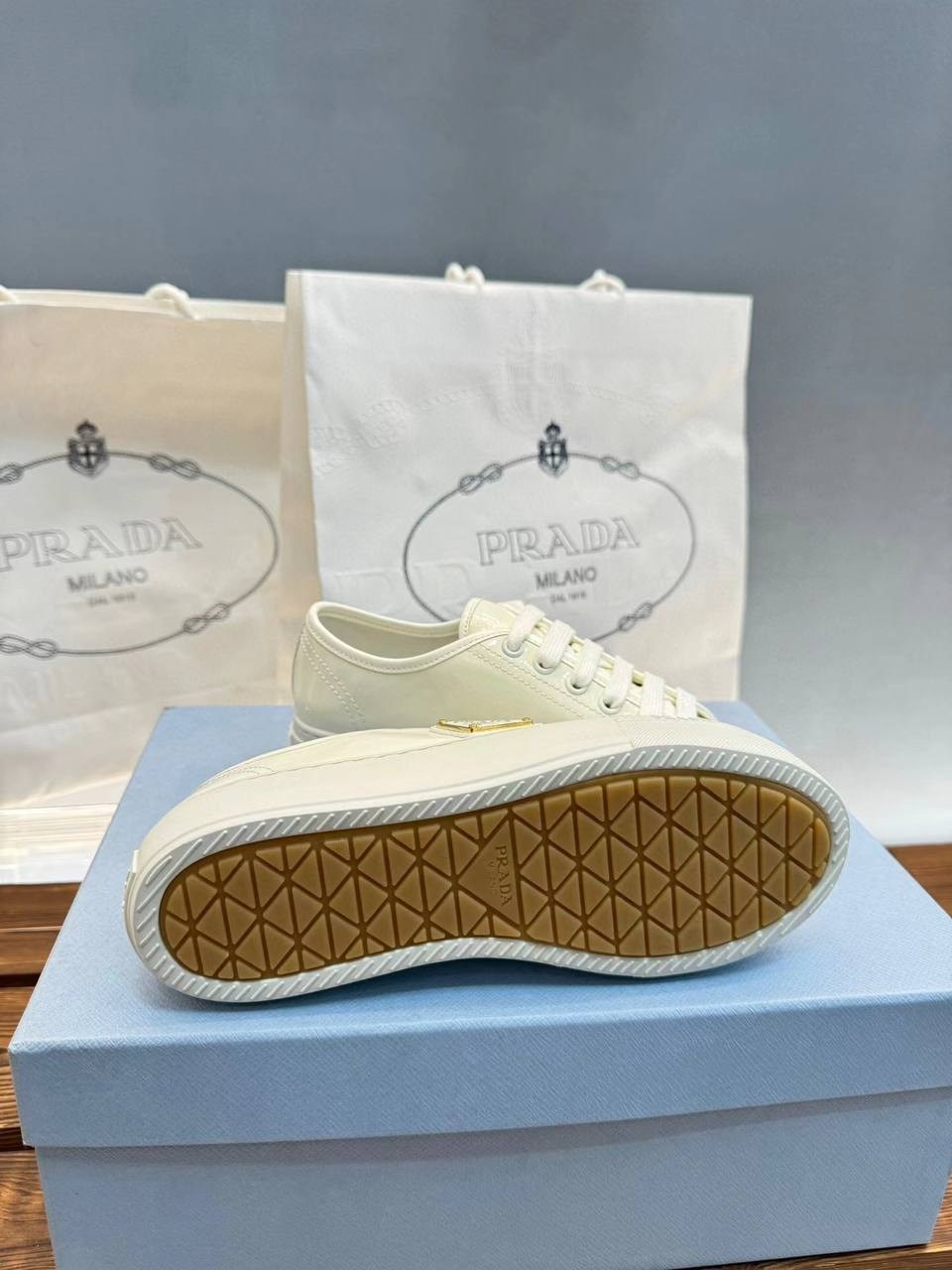 ,кеды prada,кроссовки prada,кроссовки prada женские,prada женские 2025 кроссовки ботинки