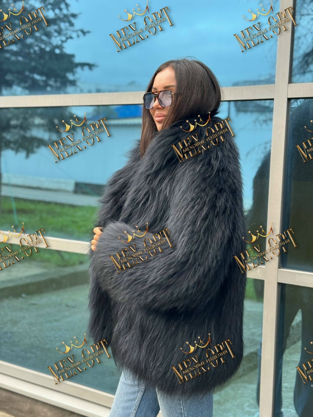 шуба из ламы,женская шуба,мех чернобурка,полушубок из чернобурки,мех песец