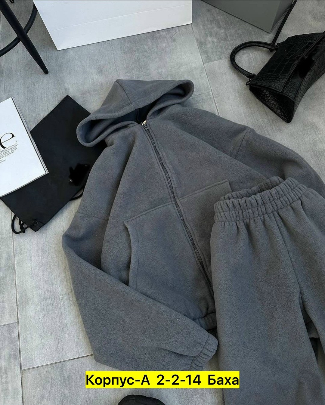 спортивный женский костюм на флисе,костюм на флисе,спортивные костюмы на флисе,костюм женский на флисе,женские спортивные костюмы