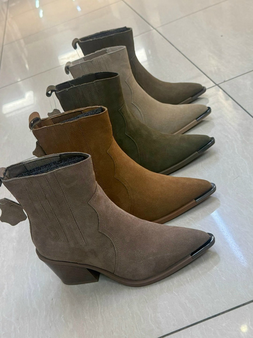 ,казаки замшевые эконика,казаки женские,ботильоны женские,замшевые ботильоны