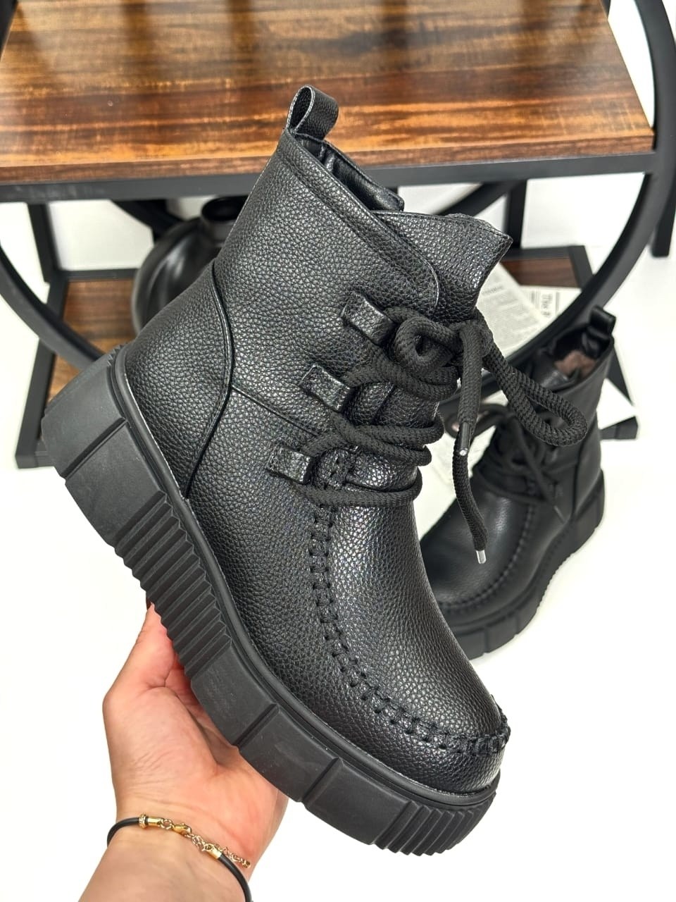 ,женские ботинки, женская,демисезонная ,зимние ботинки