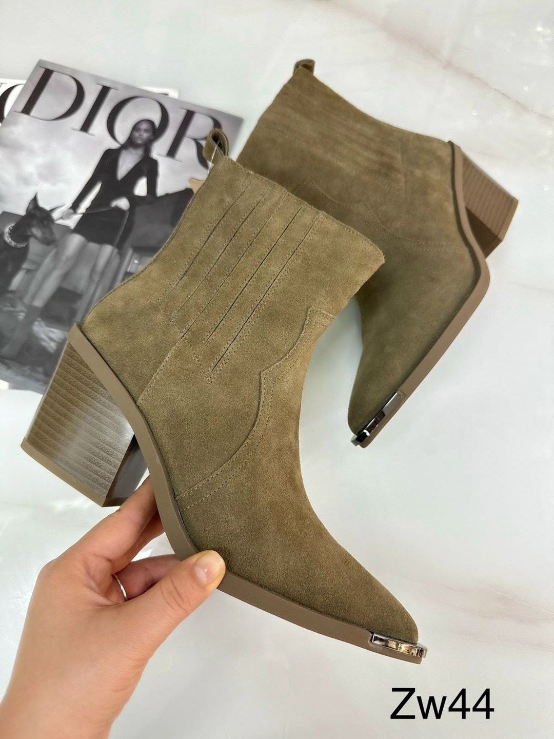 ,казаки замшевые эконика,казаки женские,ботильоны женские,замшевые ботильоны