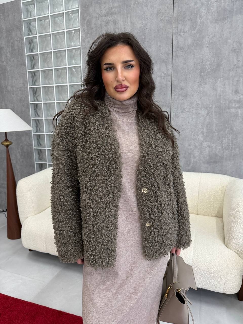 пальто барашек,шуба искусственная,шубка,меховое пальто,женская шуба