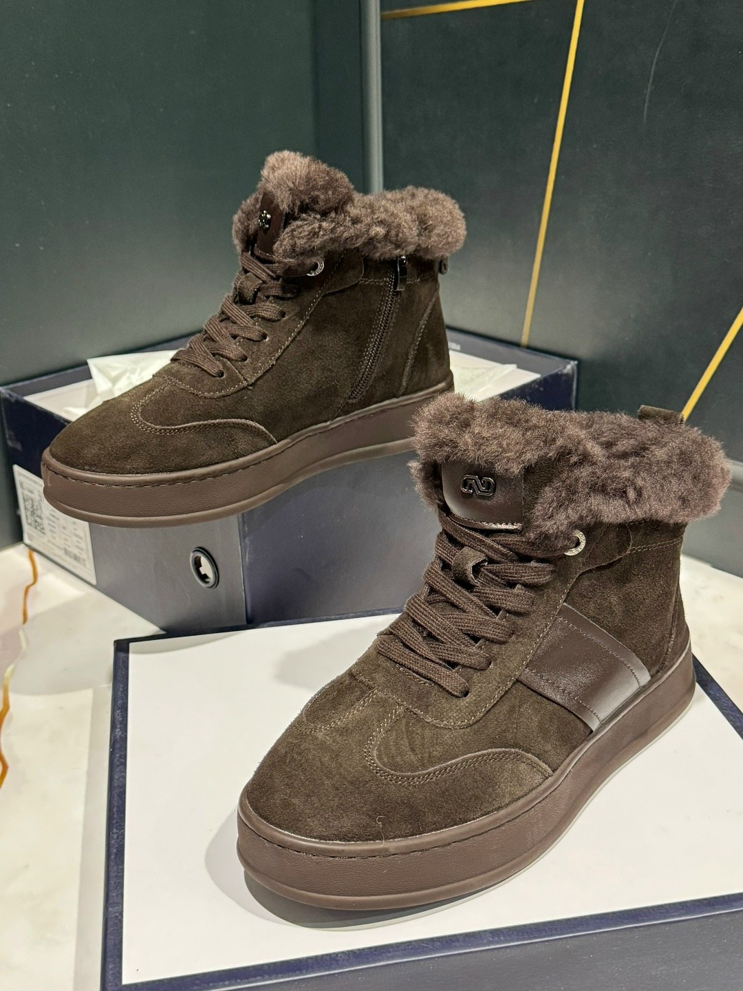 ,ботинка женские зимние,женская зимняя ,зимние женские кроссовки,обуви