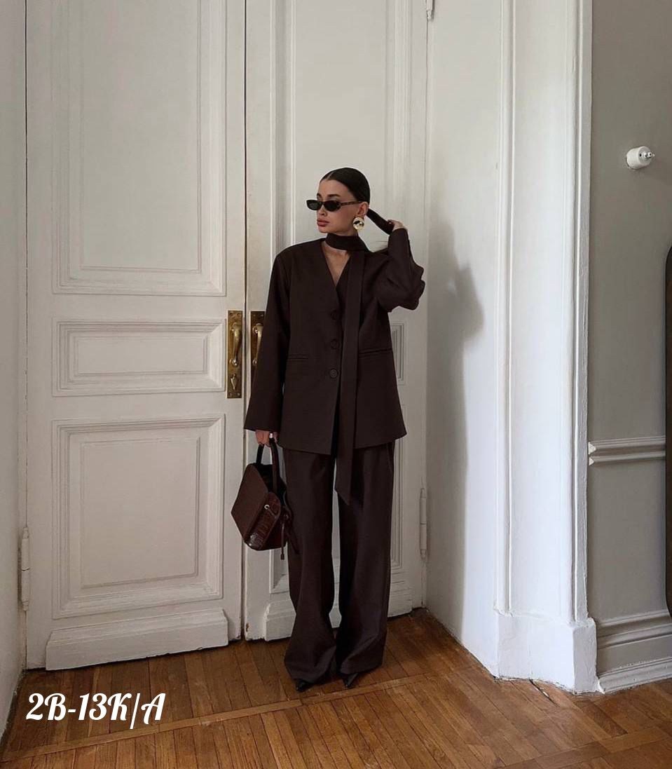 элегантный брючный костюм,стильный костюм,женские брючные костюмы,коричневый костюм