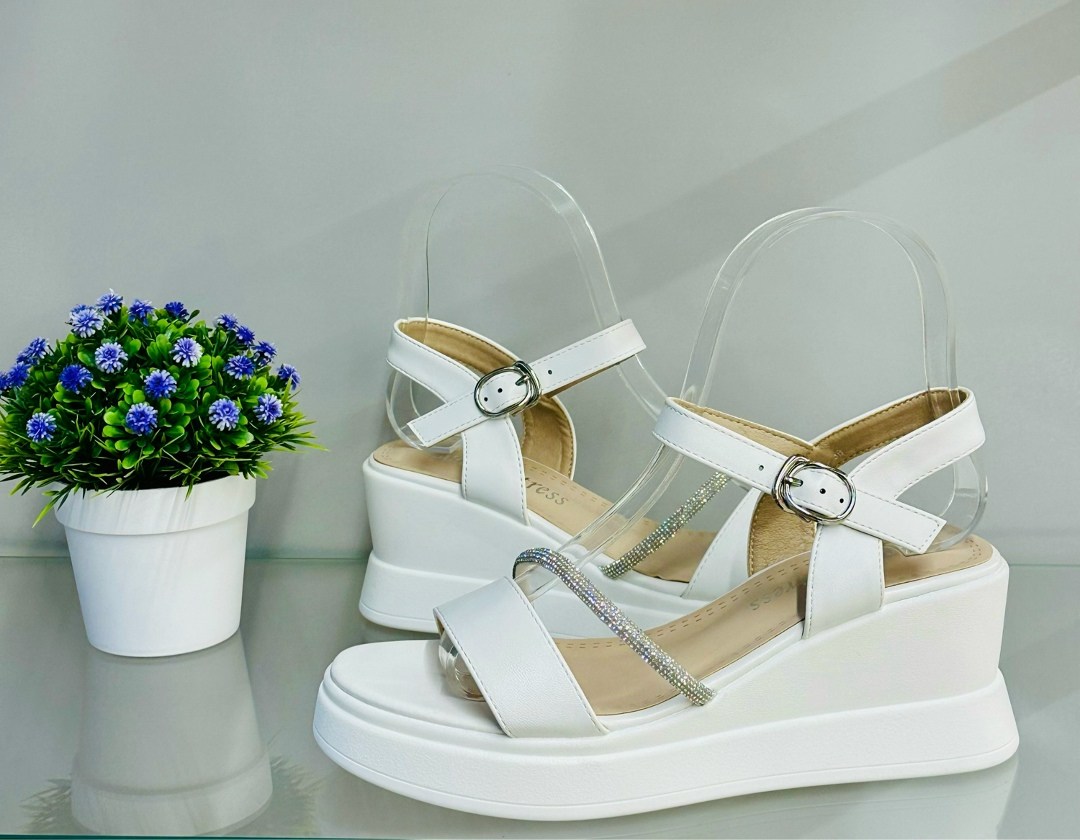 босоножки женские белые,босоножки женские,белые босоножки,босоножки молочные,