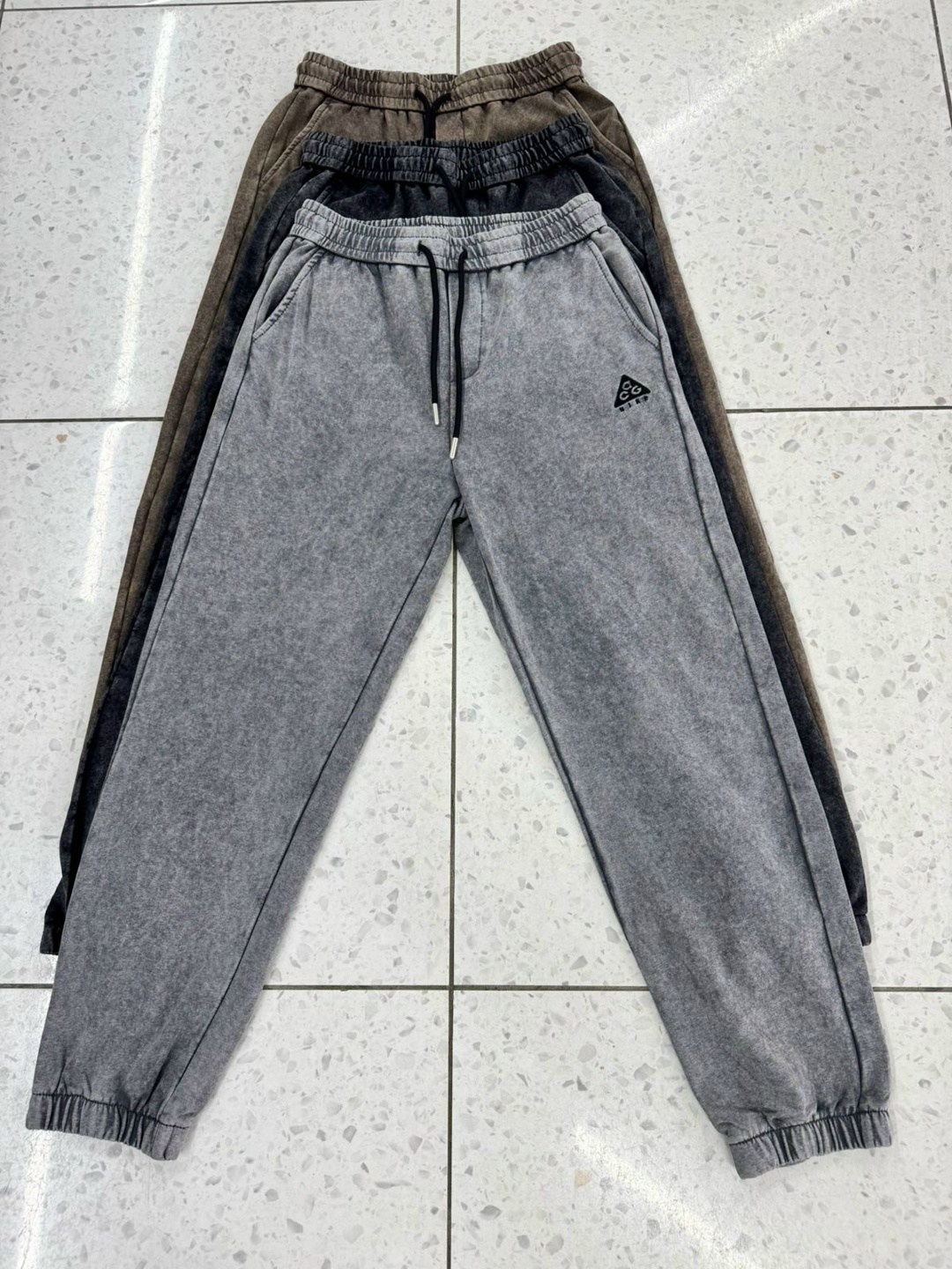 джинсы брюки,штаны спортивные,штаны джинсы,брюки джоггеры,джинсы джоггеры