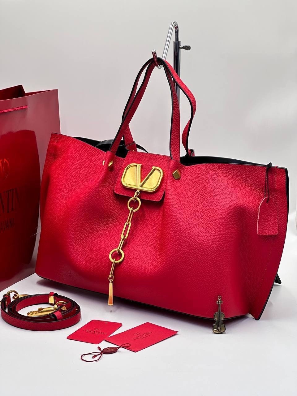 сумка valentino,сумка женская valentino валентино,valentino реплика красная сумка,валентино гаравани сумки,сумки женская