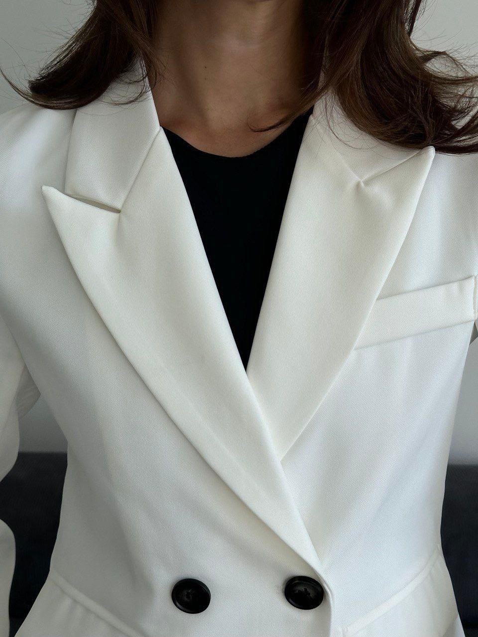 пальто модное,двубортный жакет,двубортный пиджак женский,женский двубортный блейзер,двубортные пиджаки