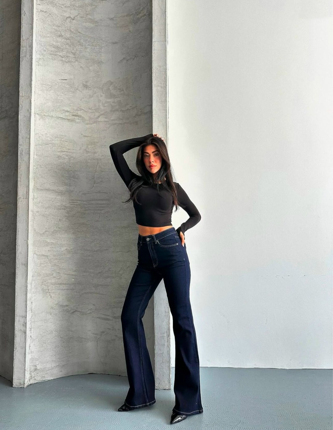 джинсы женские,женские джинсы клеш,брюки джинсовые,модные джинсы,джинсы широкие