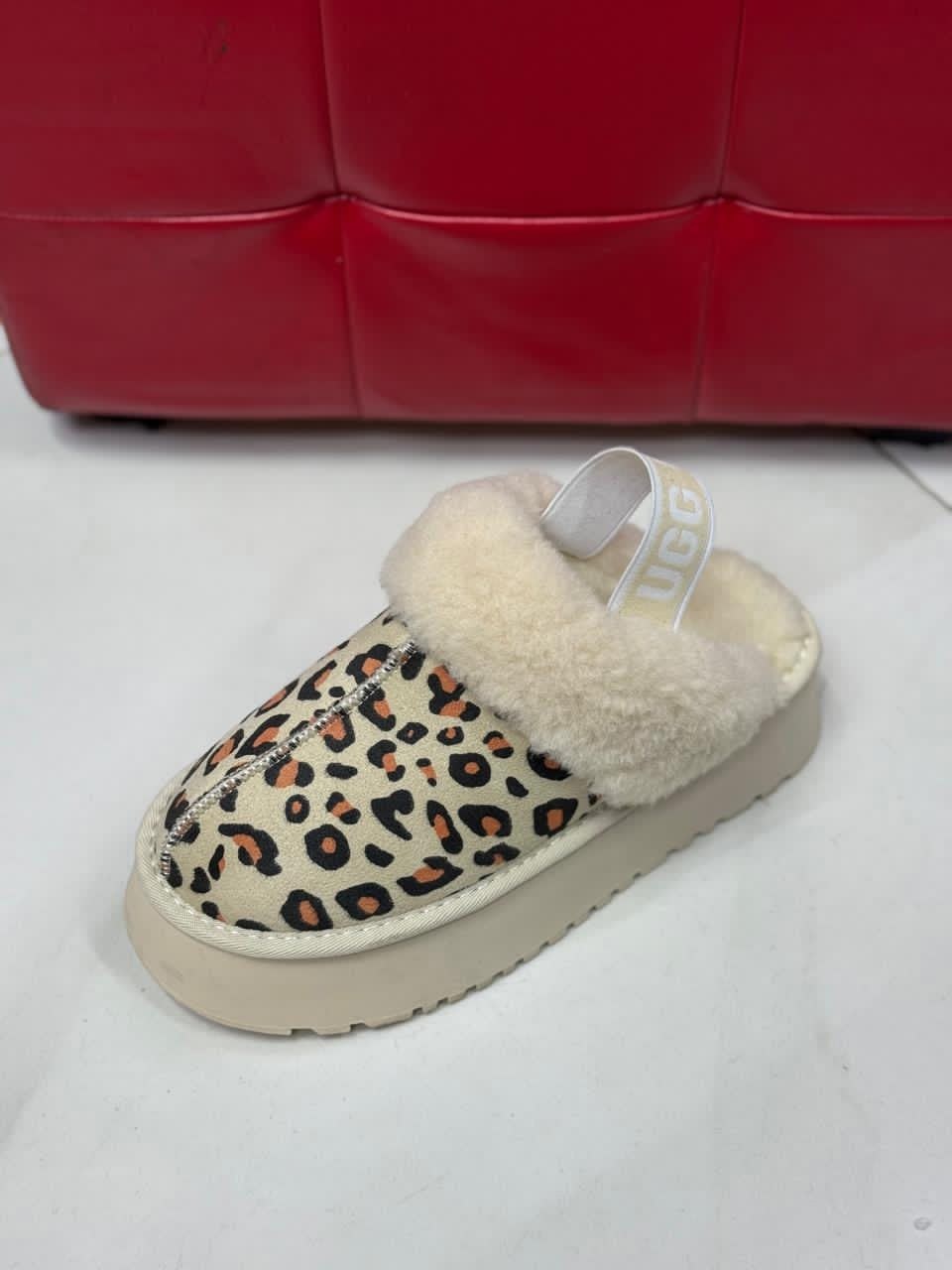 ,женские угги,женская , на заказ,модные угги