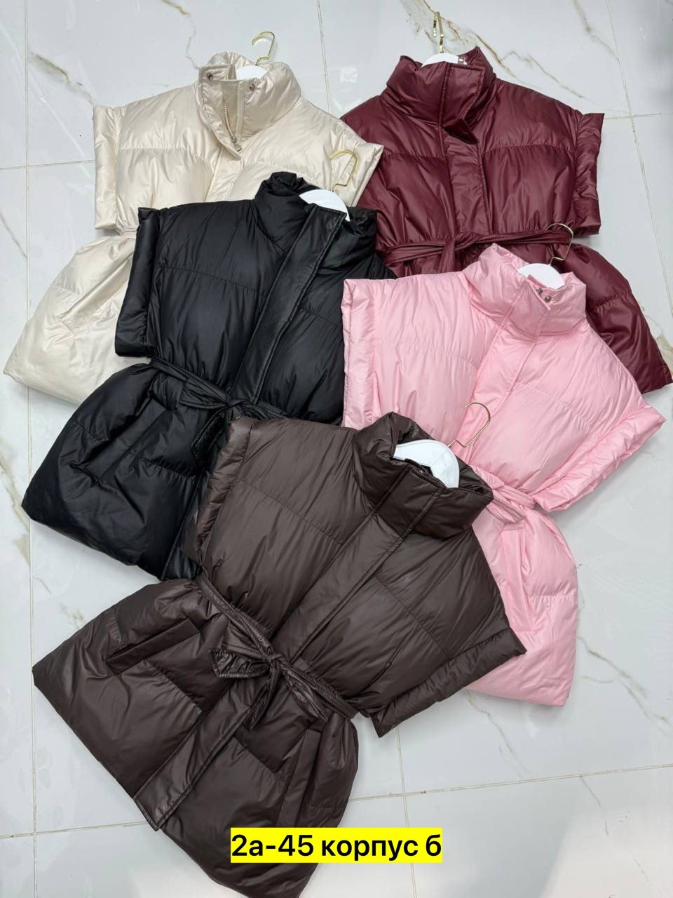 жилетка на синтепоне,демисезонная жилетка,жилет на синтепоне,жилетка женская,женские жилеты