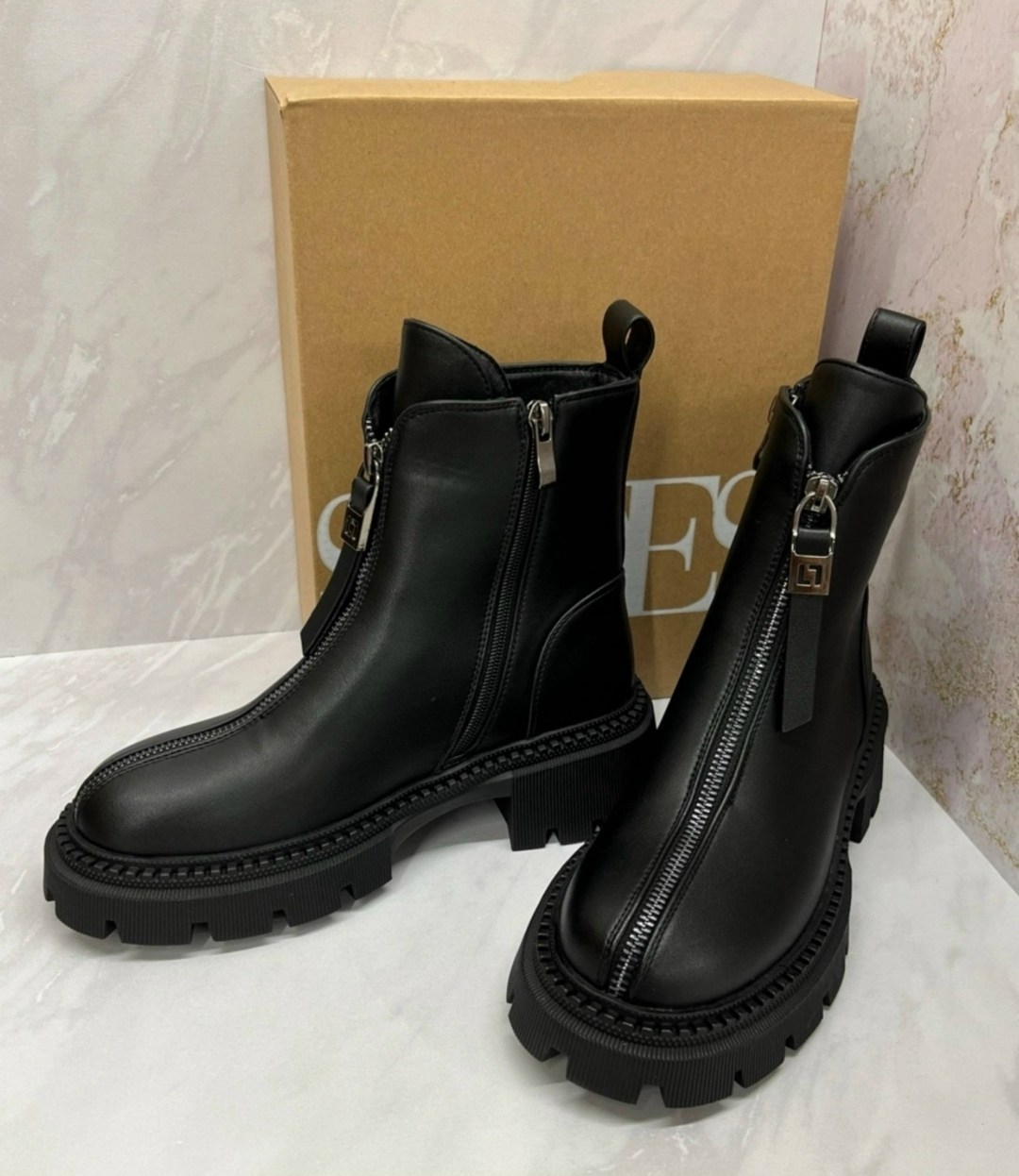 ,женские ботинки,женская ,модные ботинки,обуви