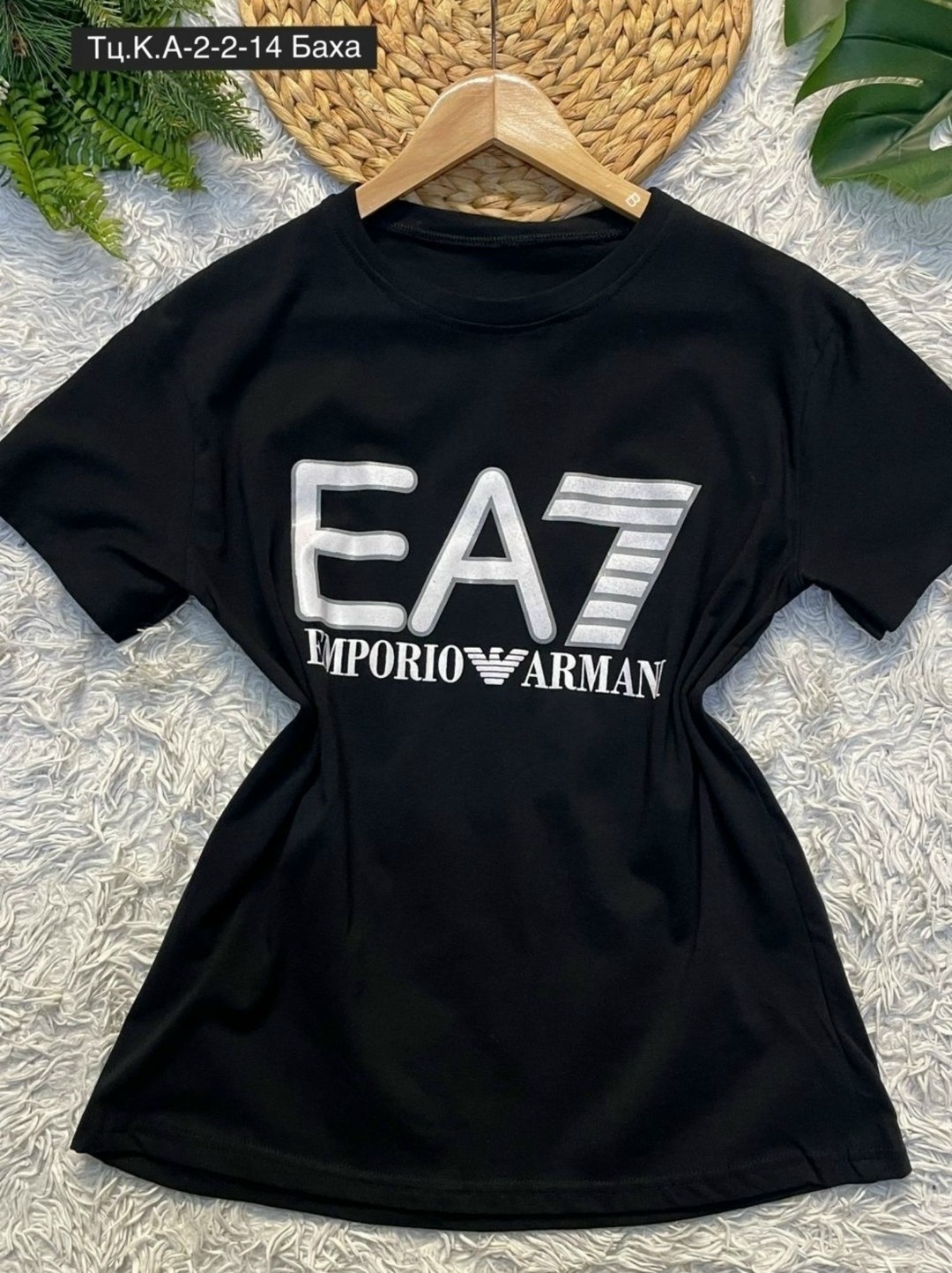 футболки и топы,армани футболки с принтом,женская футболка,футболки с логотипами