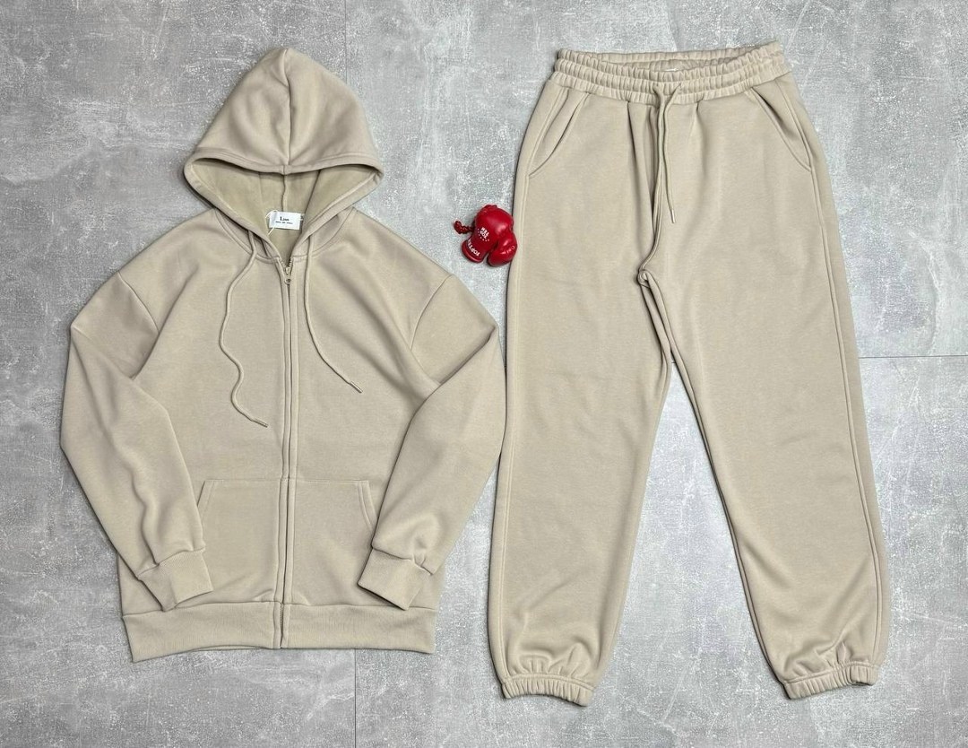 спортивный костюм brunello cucinelli,спортивные костюм,костюм бежевый,мужские спортивные костюмы,спортивный костюм для мужчин