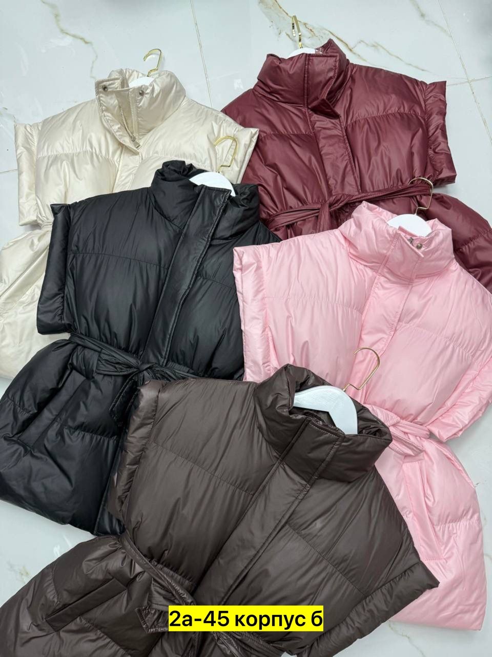 жилетка на синтепоне,демисезонная жилетка,жилет на синтепоне,жилетка женская,женские жилеты