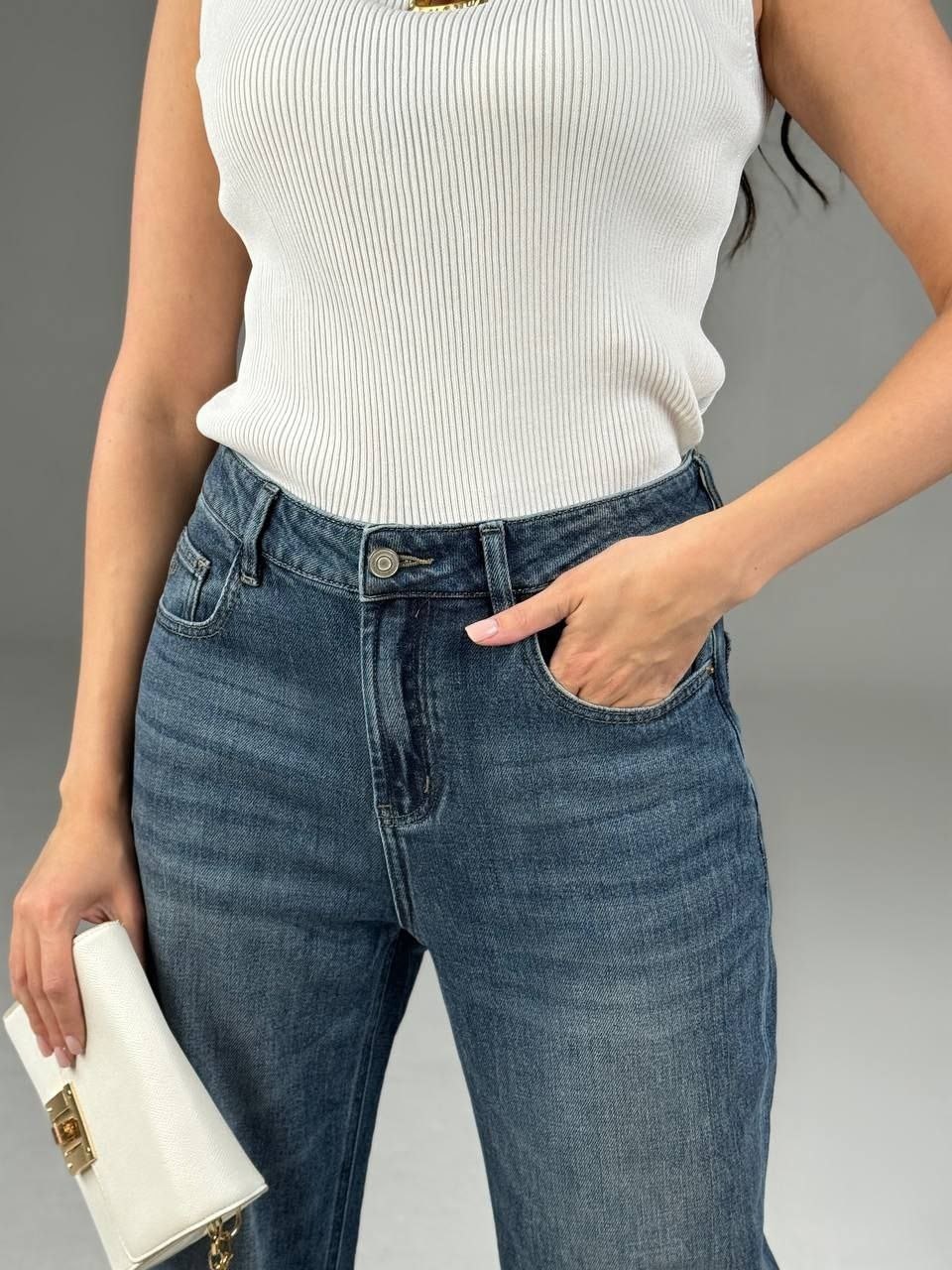 широкие джинсы,женские джинсы,женские широкие джинсы,джинсовые брюки,расклешенные джинсы