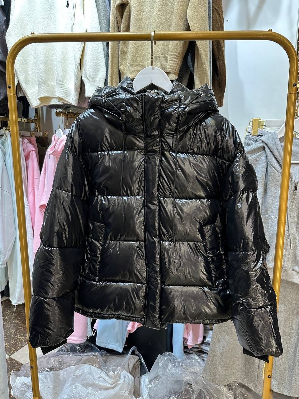 теплая куртка,зимние куртки женские,женские пуховики,куртка пуховик,куртка модная