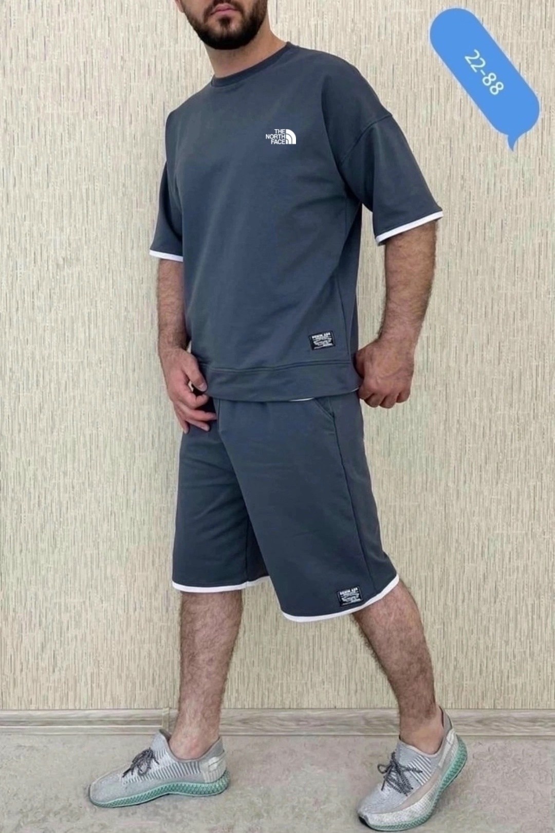 спортивный костюм с футболкой и шортами,костюм adidas,костюмы спортивные мужские,спортивный костюм для мужчин