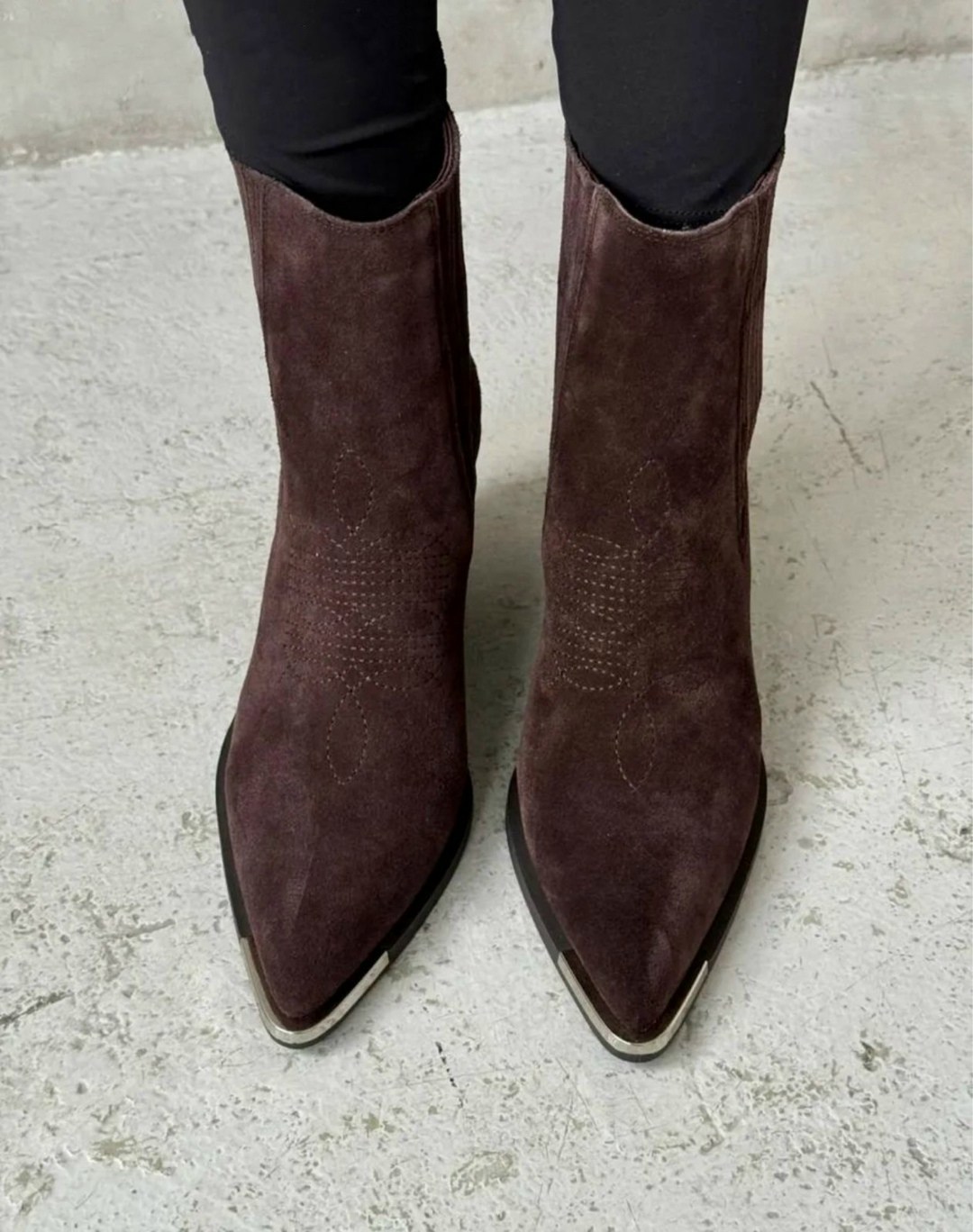 ,сапоги фенди казаки,ботильоны женские,стильные ботильоны,сапоги казаки женские