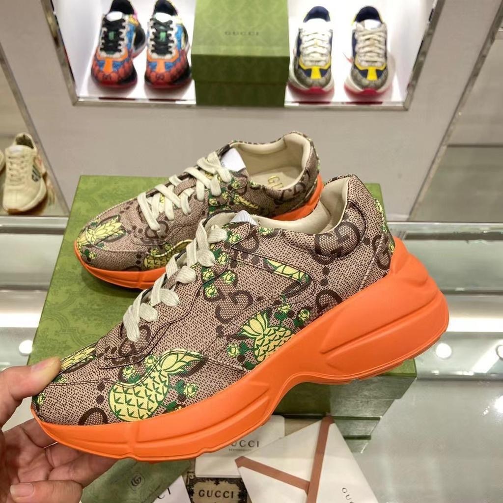 кроссовки gucci,кроссовки гуччи цветные,кроссовки гуччи разноцветные,кроссовки gucci женские,женские массивные кроссовки gucci rhyton