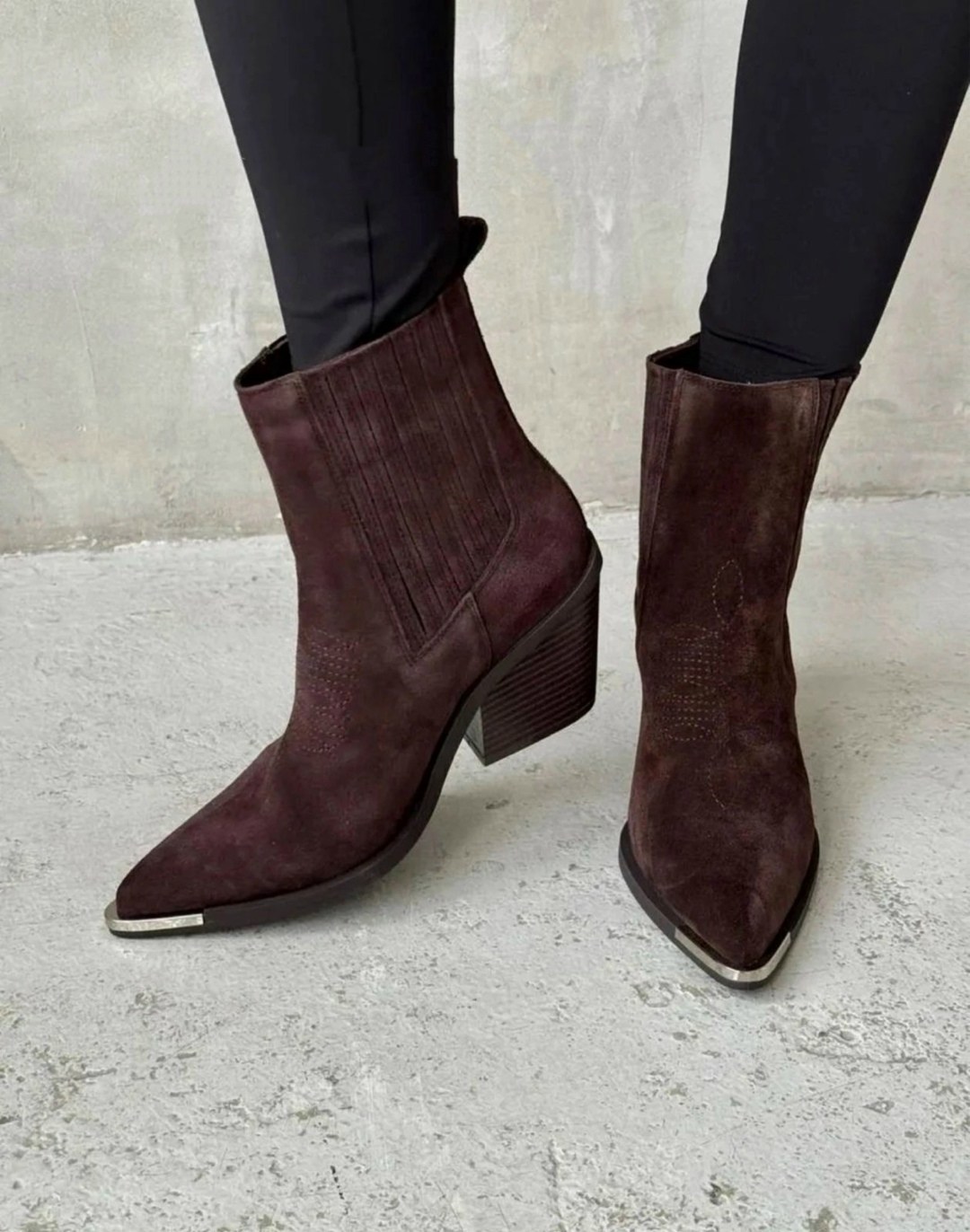 ,сапоги фенди казаки,ботильоны женские,стильные ботильоны,сапоги казаки женские