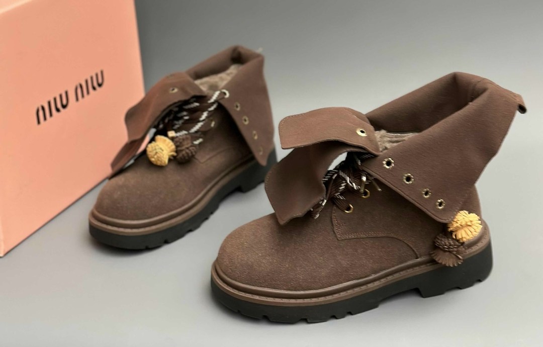 ,женские ботинки,ботинки miu miu,женская ,ботинки замшевые