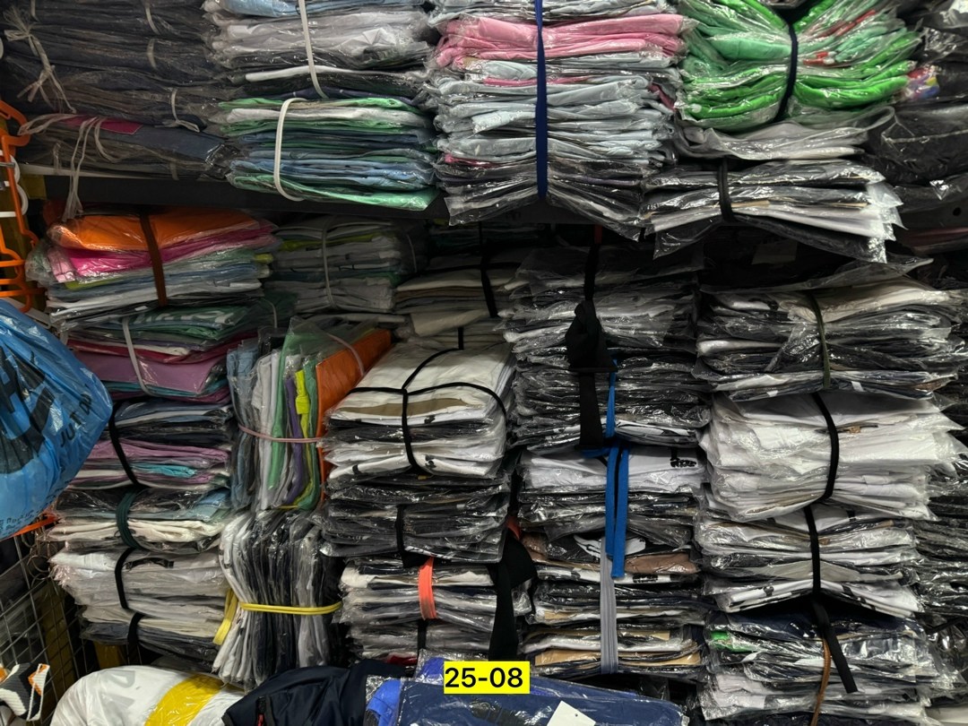 одежда на рынке,оптом,оптовый склад,товар оптом,оптовая торговля