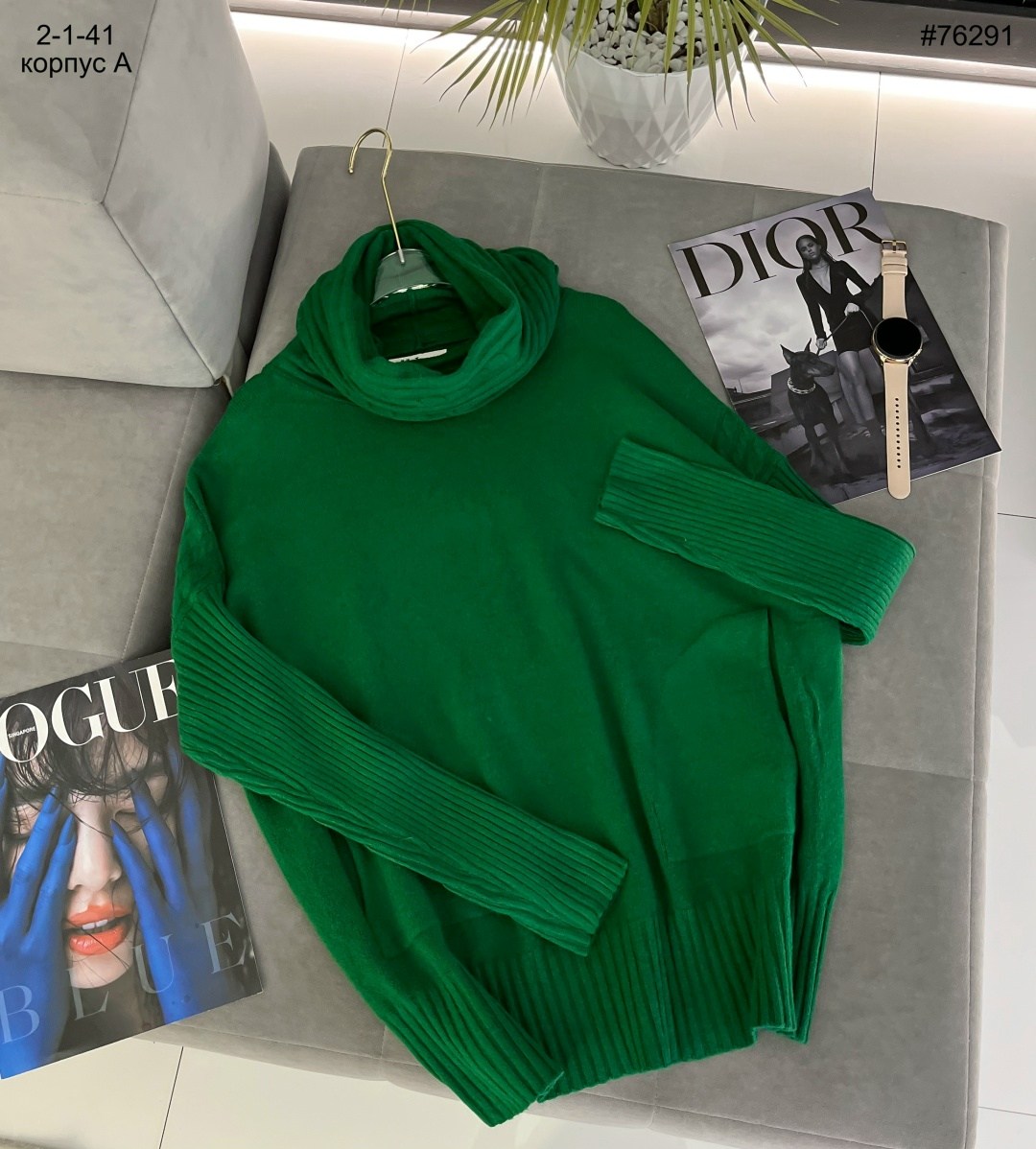 свитера женские,модные свитера,свитер с горлом,фиолетовый свитер,свитер