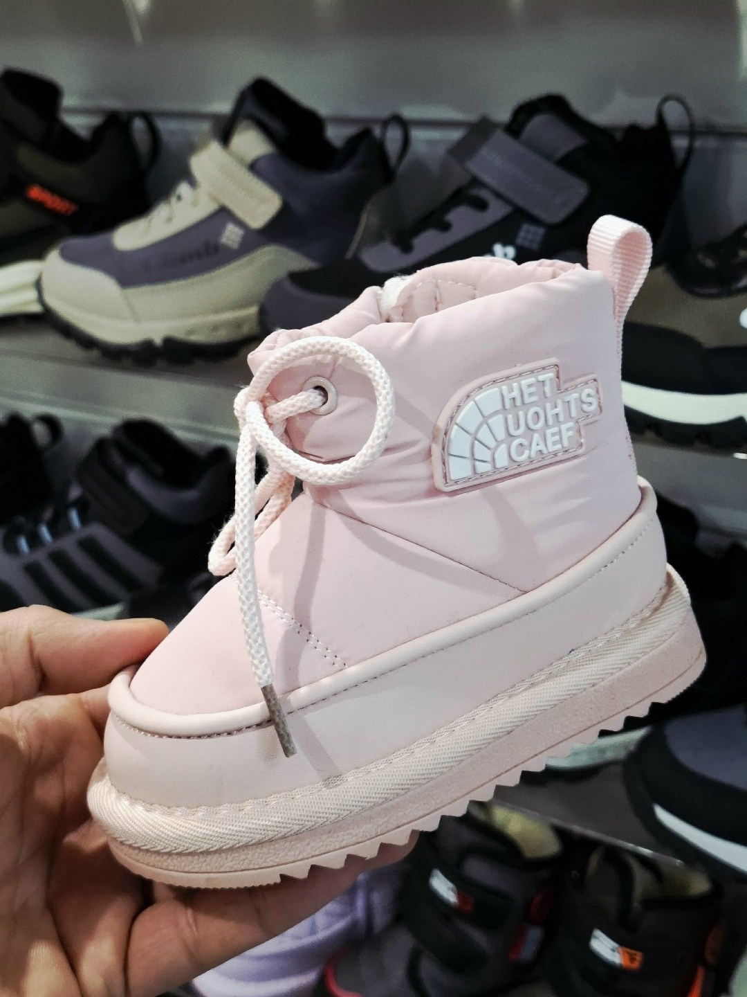 детская ,,детские дутики,зимняя ,дутики женские