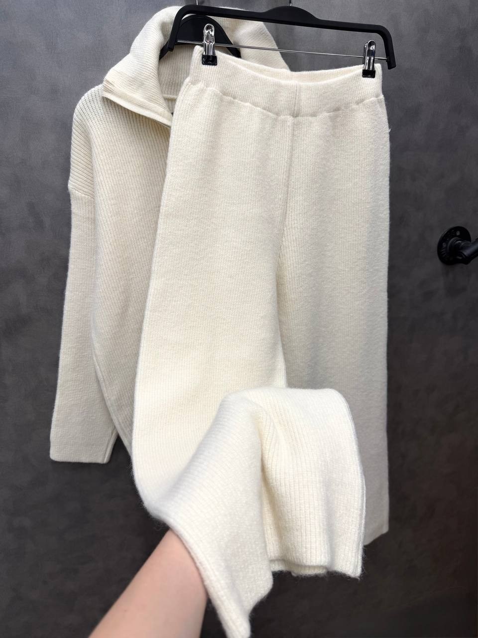 трикотажный костюм,трикотажный костюм женский,вязаные брюки,вязаные кардиганы,вязаные костюмы