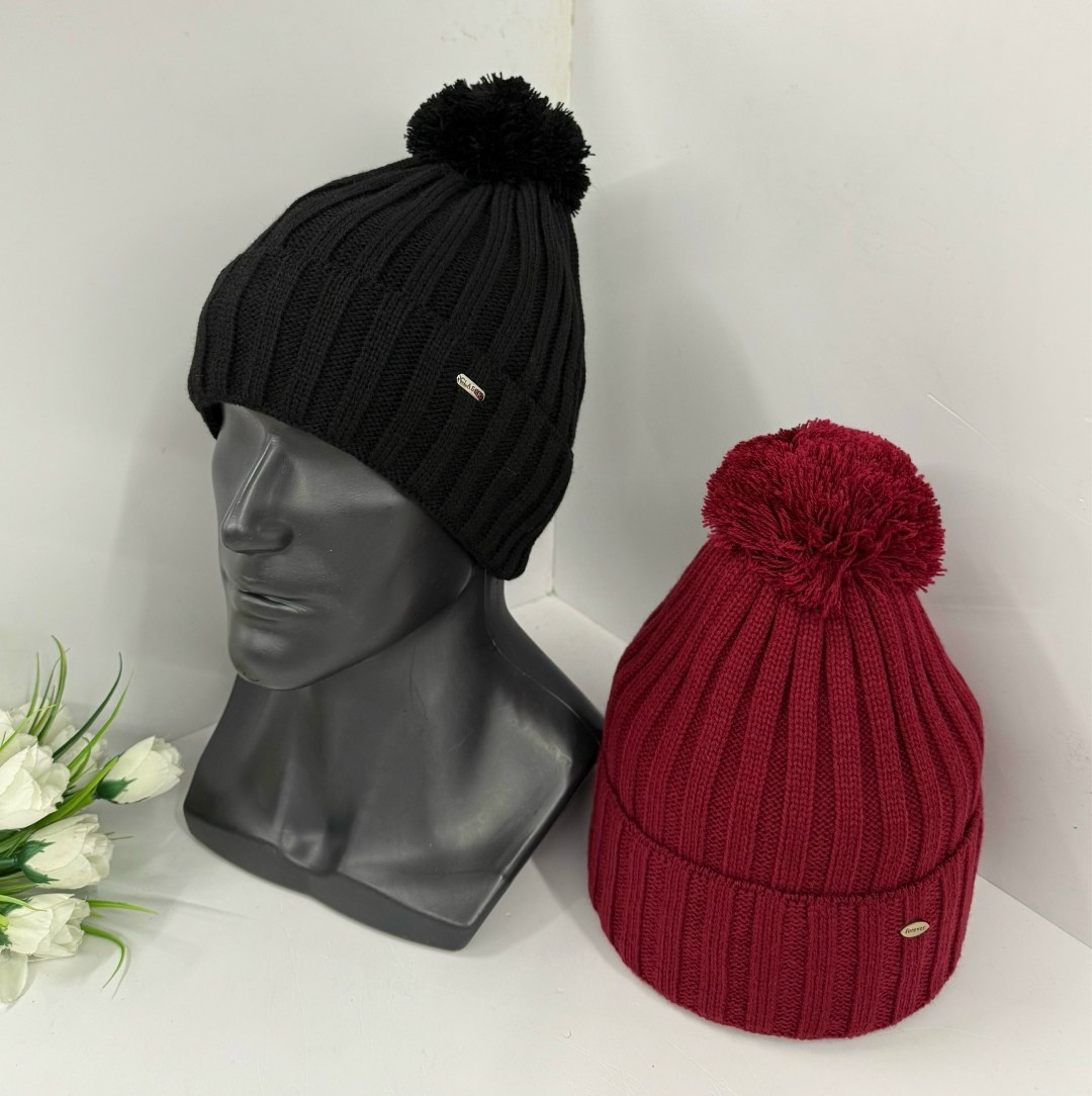 шапка мужская вязаная с помпоном,шапка вязаная для мальчика,шапка вязаная,шапка мужская,мужская шапка с помпоном