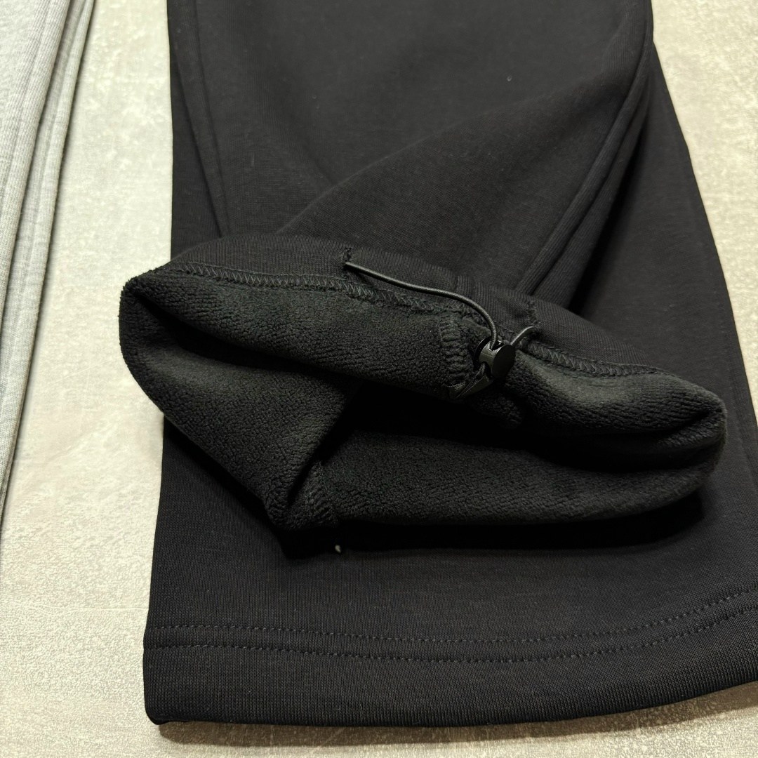 спортивный костюм brunello cucinelli,спортивные костюм,мужские спортивные костюмы,спорт костюм