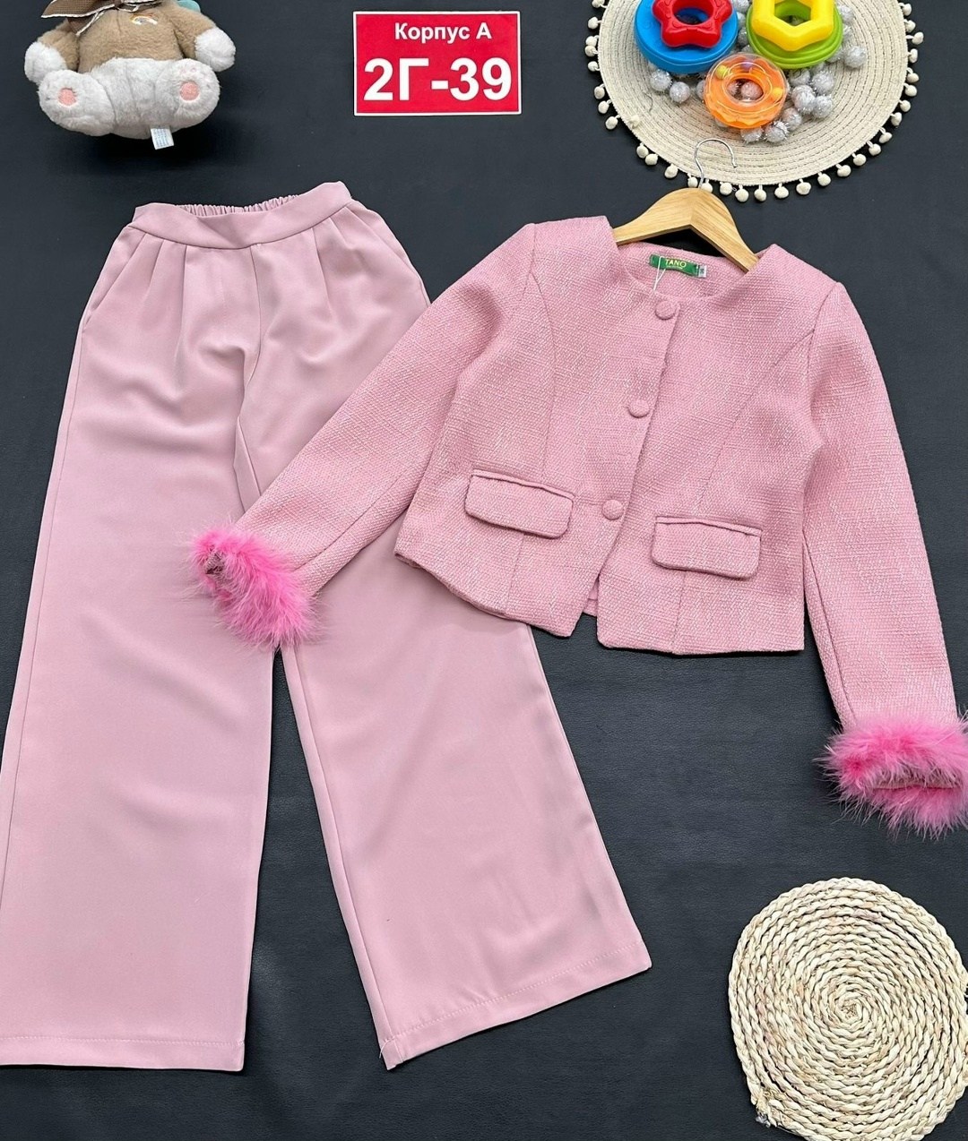 костюмчик,костюмы для девушек,костюм двойка,брючный костюм для девочек,комплект костюм