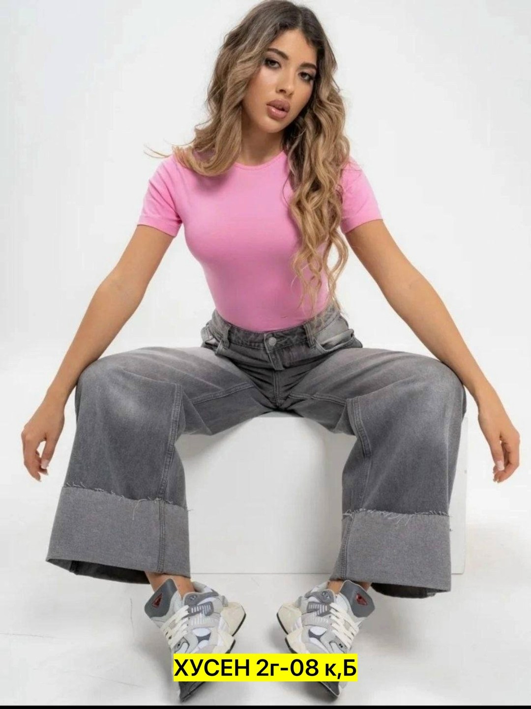 футболка приталенная с коротким рукавом,футболка приталенная,кофта трикотажная,красивые футболки женские,обтягивающая футболка