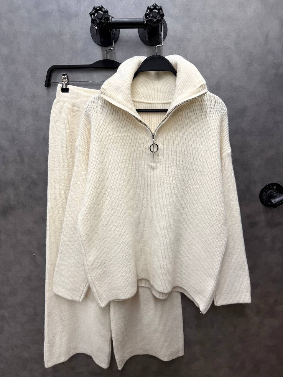 трикотажный костюм,трикотажный костюм женский,вязаные брюки,вязаные кардиганы,вязаные костюмы