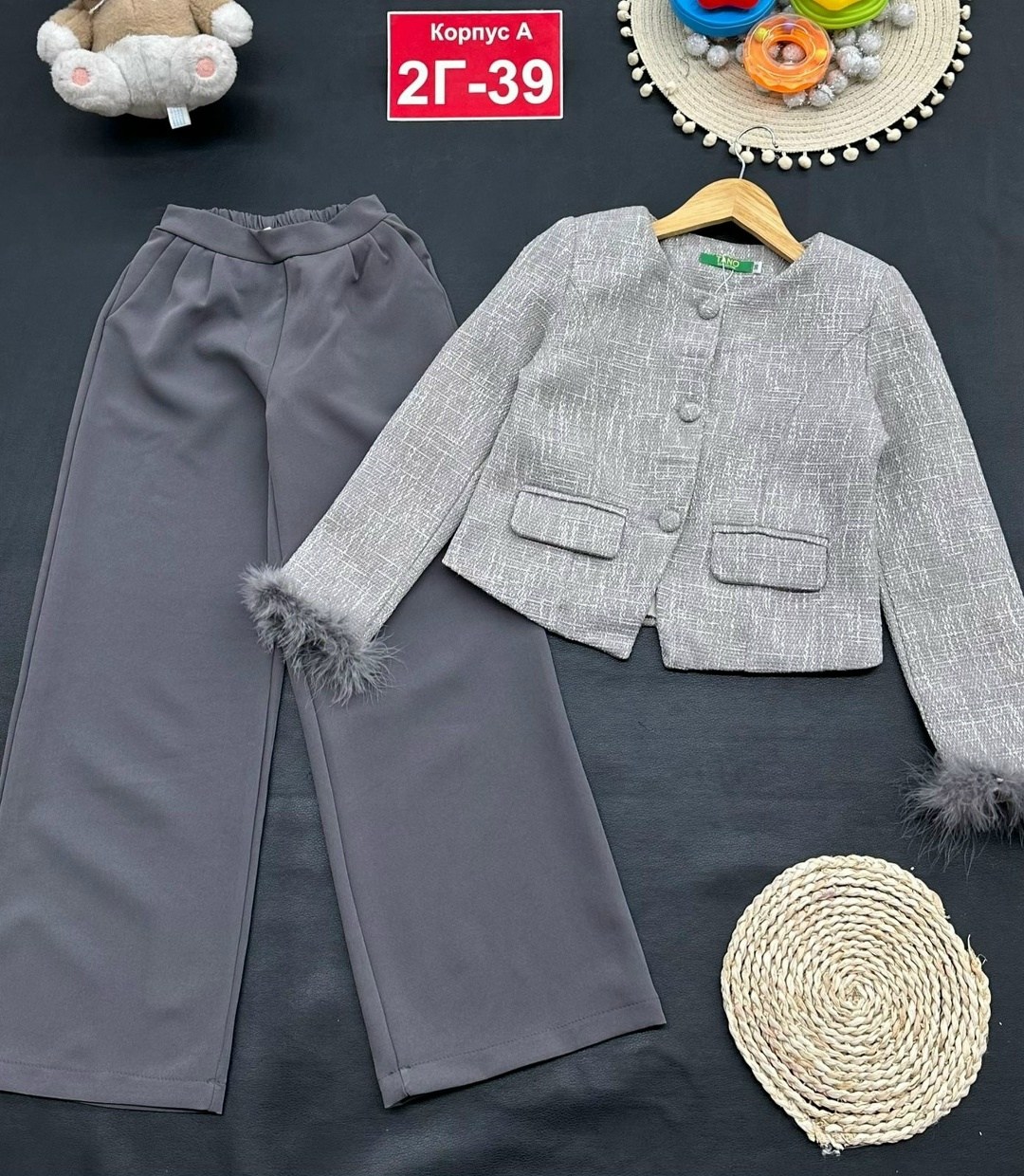 костюмчик,костюмы для девушек,костюм двойка,брючный костюм для девочек,комплект костюм