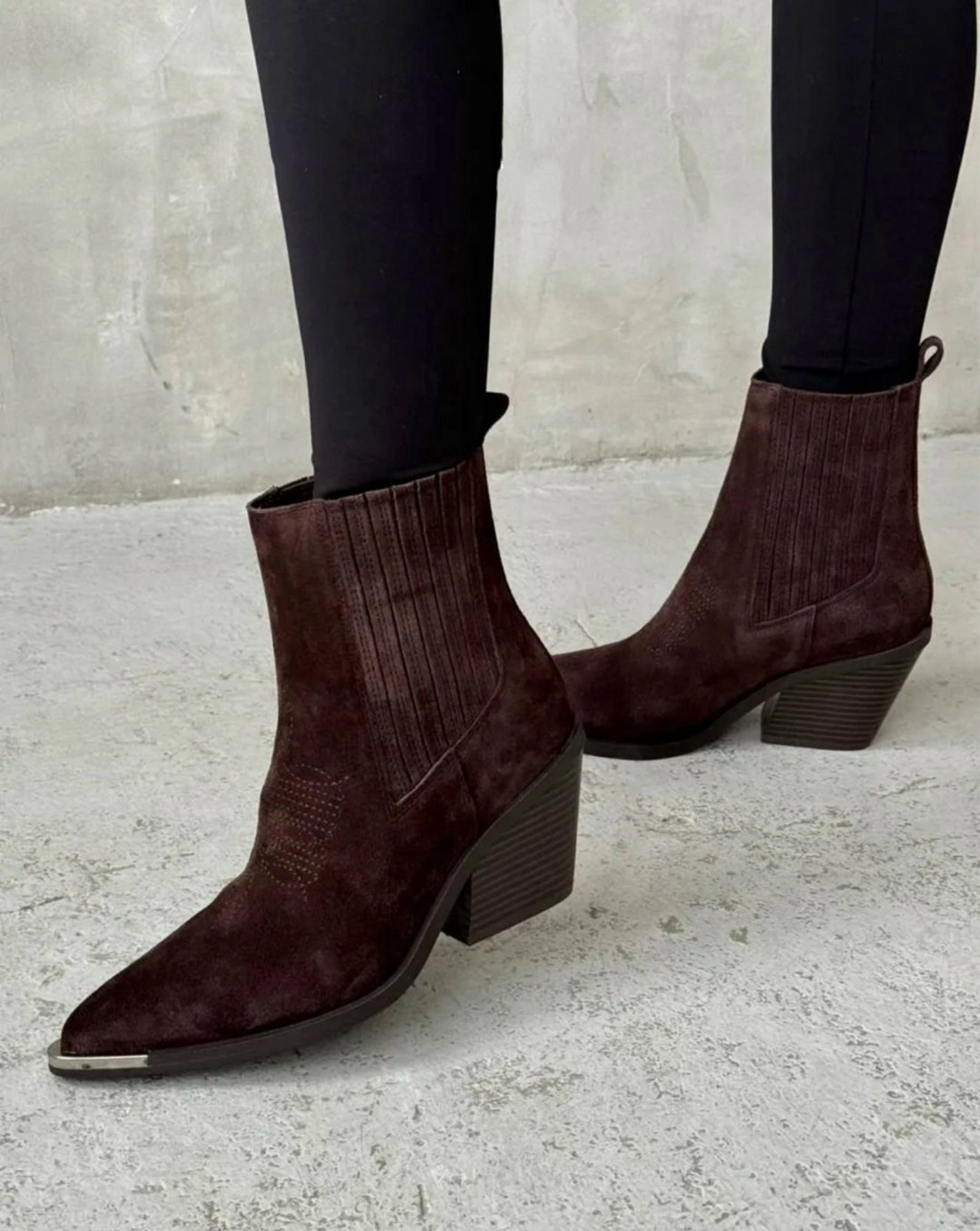 ,сапоги фенди казаки,ботильоны женские,стильные ботильоны,сапоги казаки женские