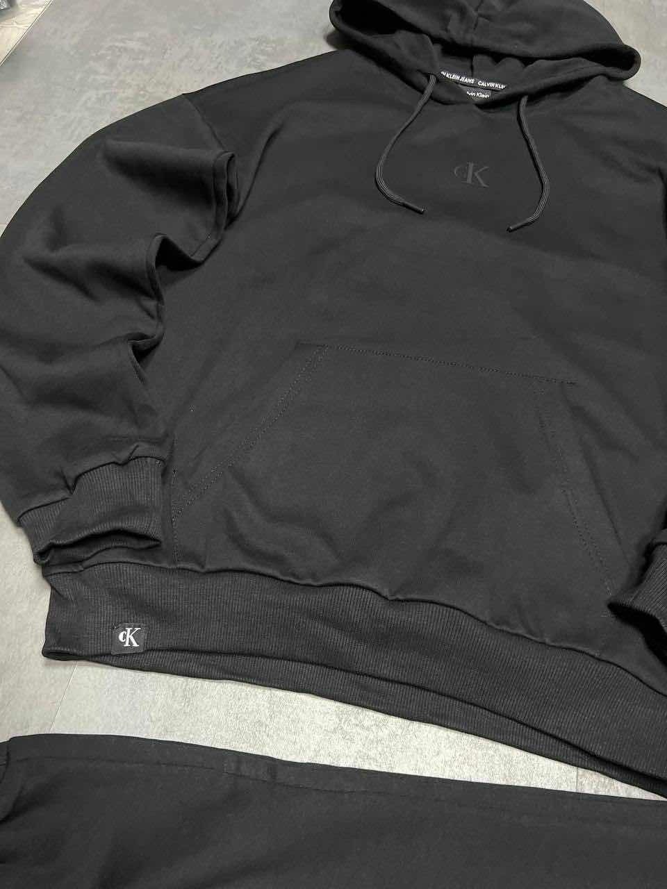 спортивные костюм,спортивные костюмы мужские,спортивный костюм для мужчин,спортивный костюм calvin klein,спортивный костюм stone island