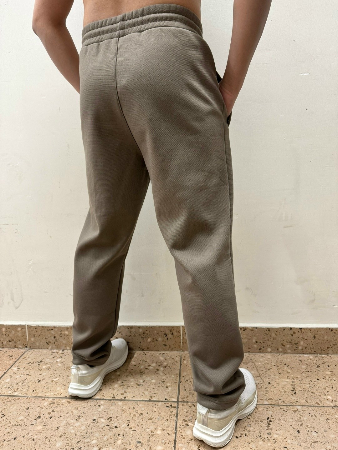 спортивные штаны на флисе,штаны спортивные,брюки спортивные,спортивные брюки на флисе,мужские спортивные брюки