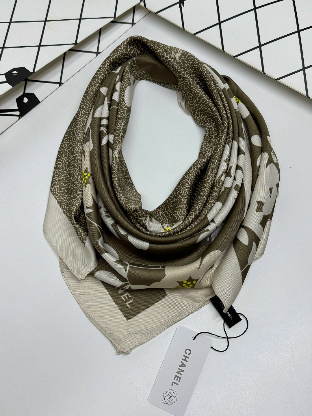 шарф платок женский,платки шарф,шелковый платок шанель,платки шарфы палантины,платок на шею женский