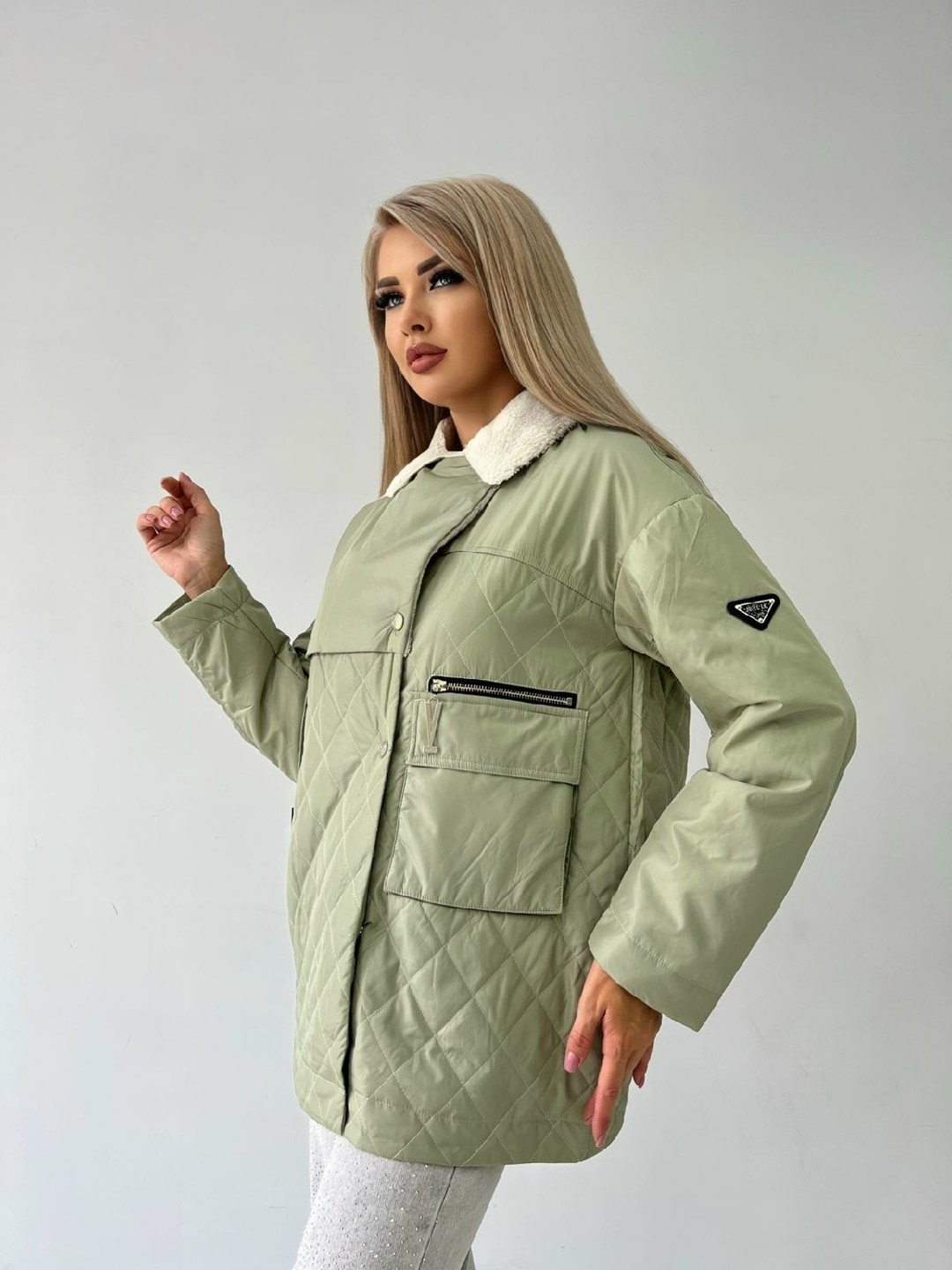 демисезонная куртка,куртка женская,куртка стеганая,куртка,женская куртка утепленная