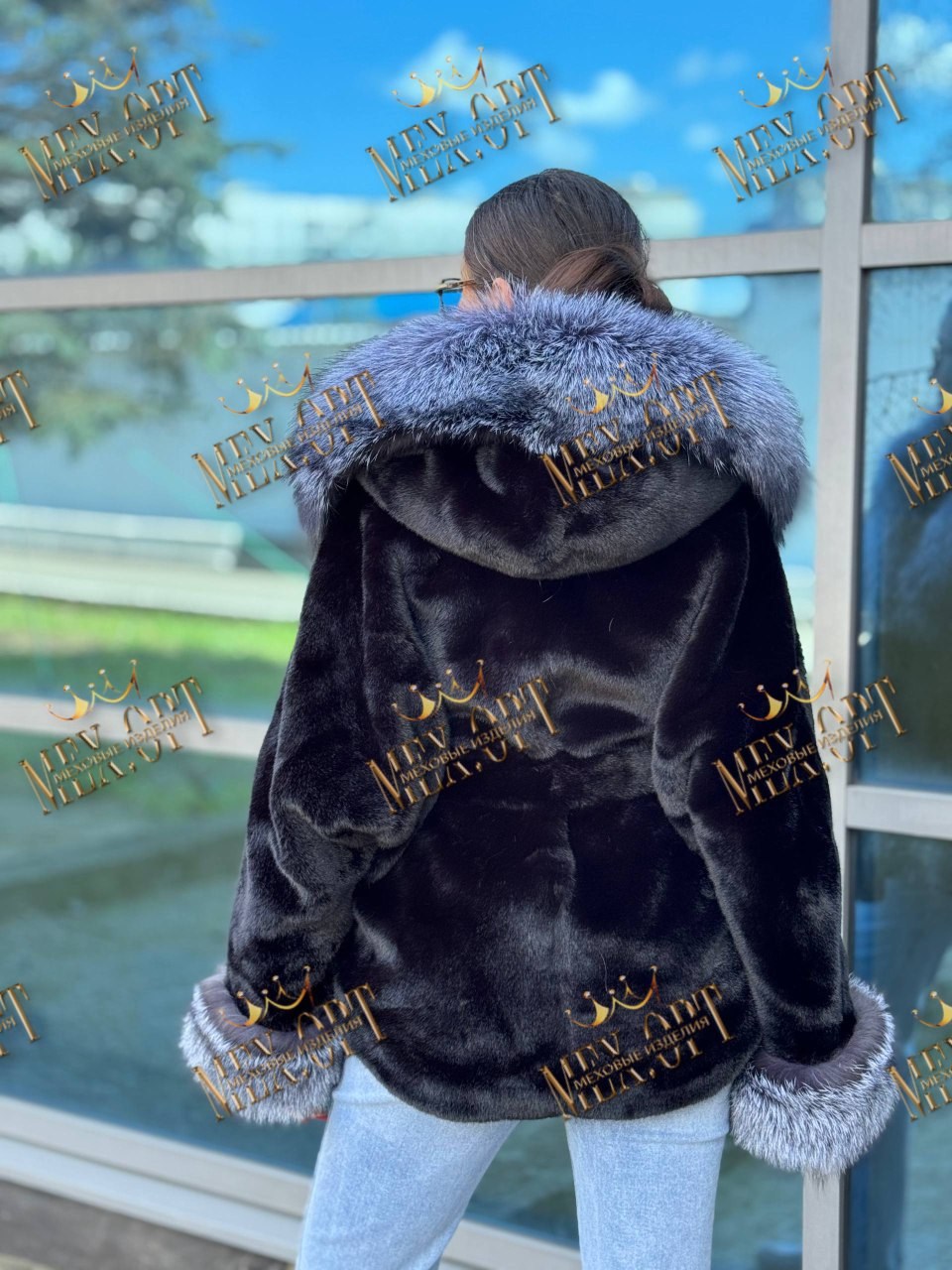 мех чернобурка,шубка,женская шуба,мех песец,куртка с мехом