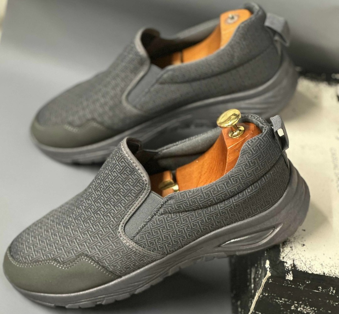 кроссовки для мужчин,, мужская, кроссовки,кроссовка мужской